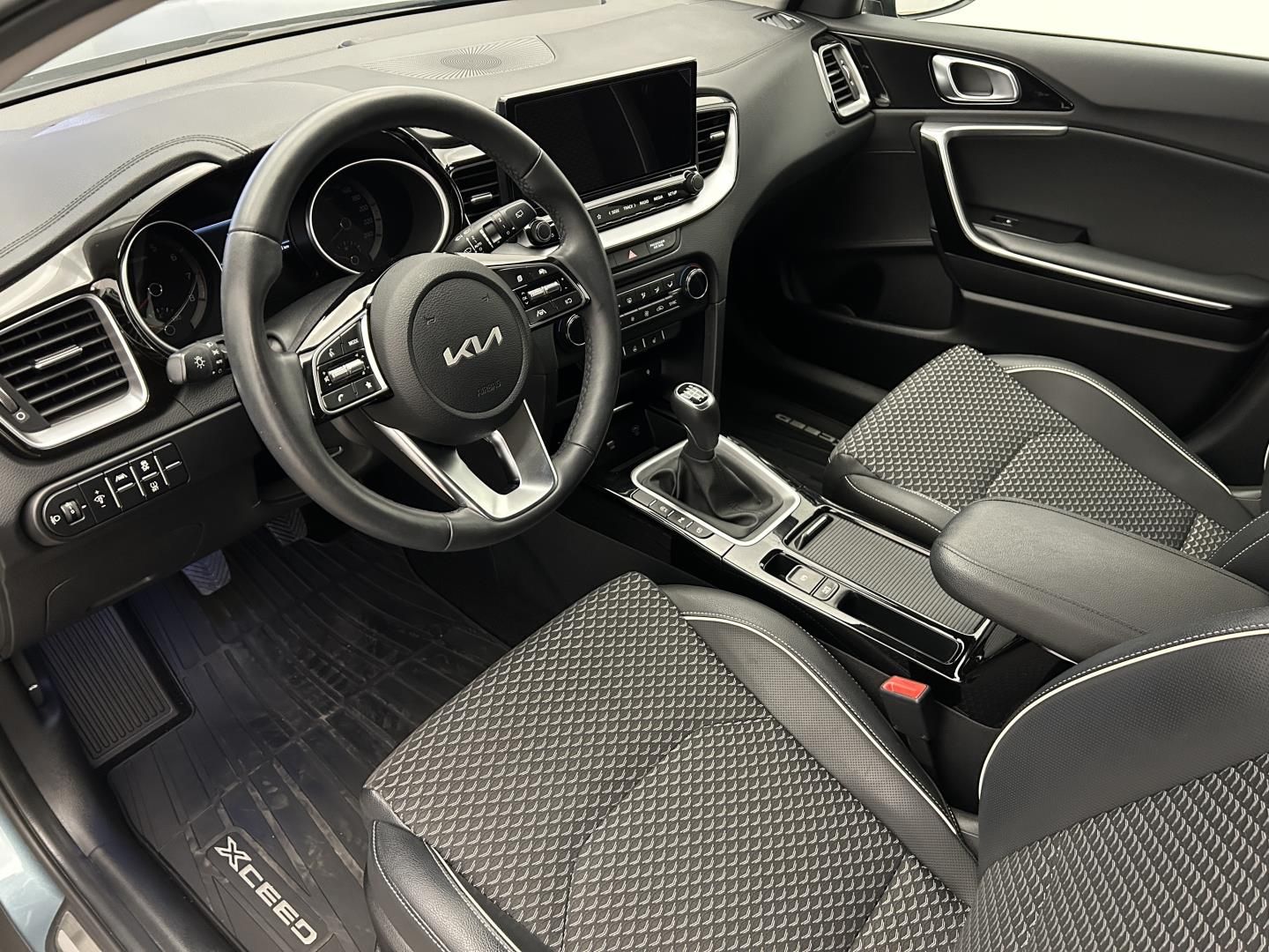 Kia XCee´d, 1.5T-GDi 118kW TOP (2021) - fotka 6