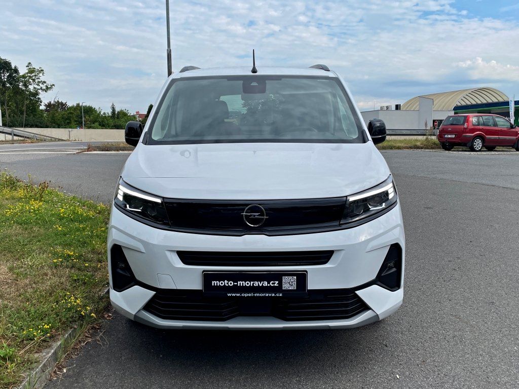 Opel Combo, 1.2 T 81kW Edition+ L1 MT6 - fotka 2