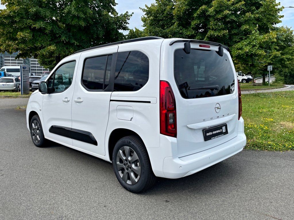 Opel Combo, 1.2 T 81kW Edition+ L1 MT6 - fotka 3