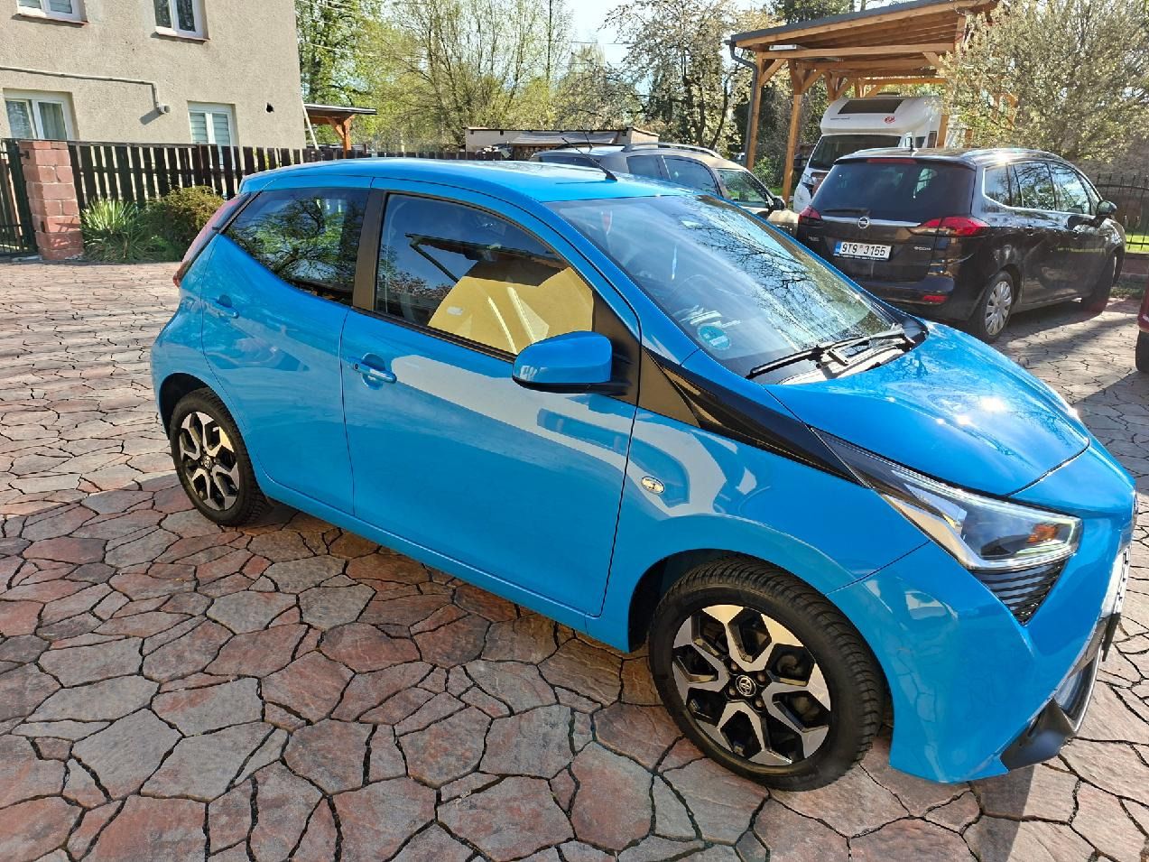 Toyota Aygo, 1,0 VVTI  LIFT - TOP STAV - fotka 2