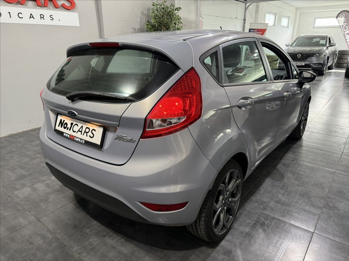 Ford Fiesta, 1,2   i RS ALU VÝHŘEV NOVÁ STK - fotka 5