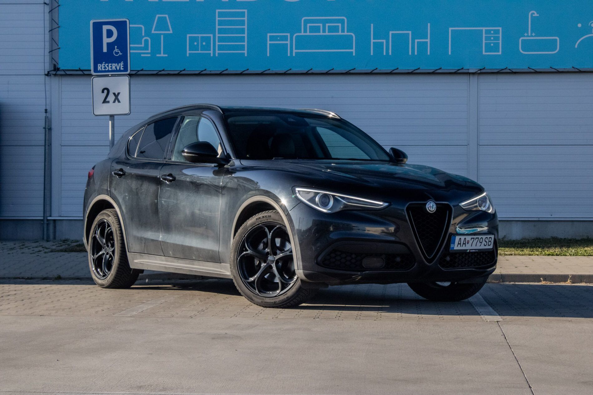 Alfa Romeo Stelvio - fotka 4