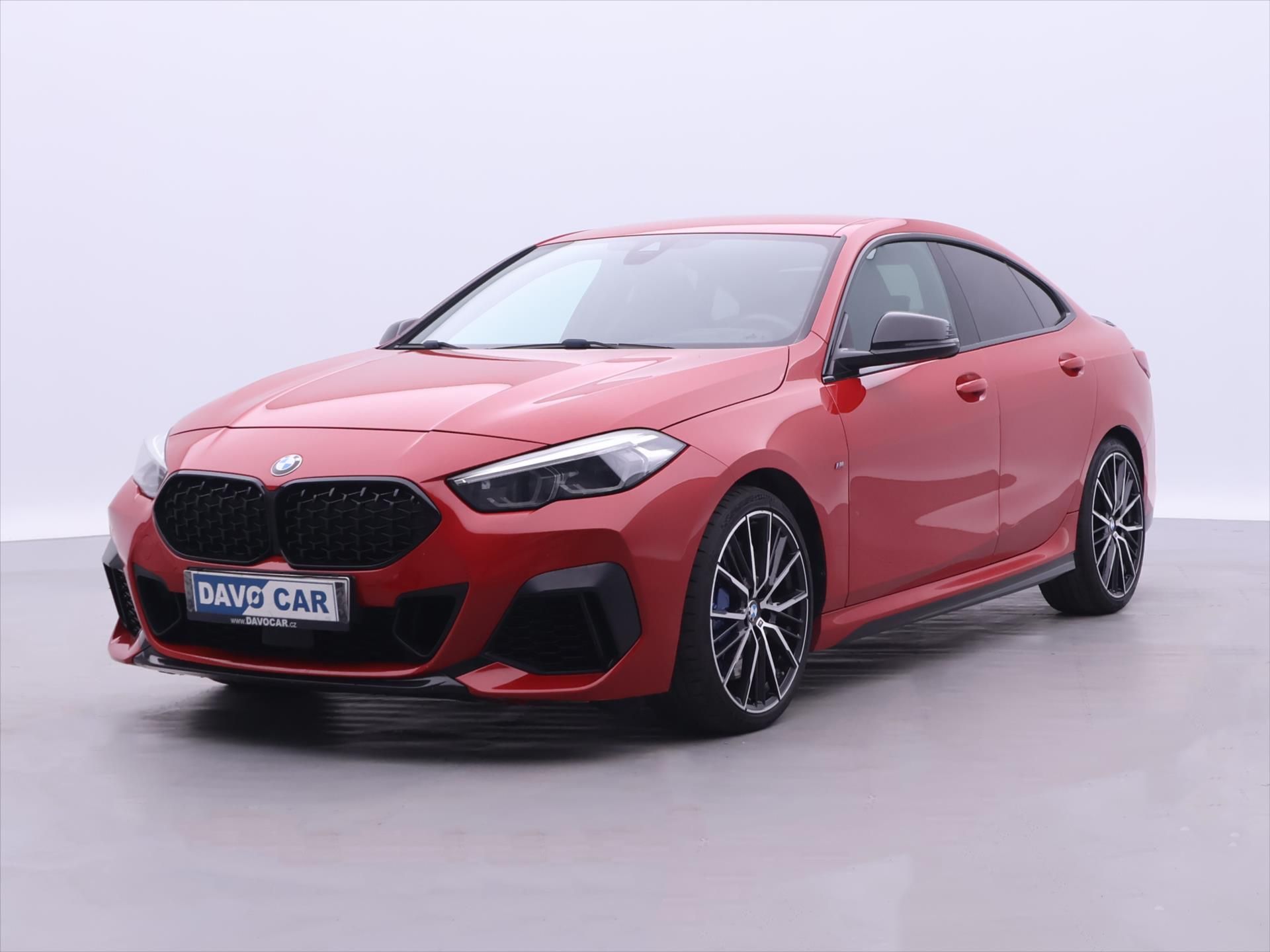 BMW Řada 2, 2,0 M235i 225kW CZ xDrive - fotka 3