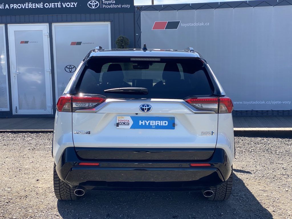 Toyota Rav4, 2.5Plug-in, ČR, Selection, 4x4 - fotka 5