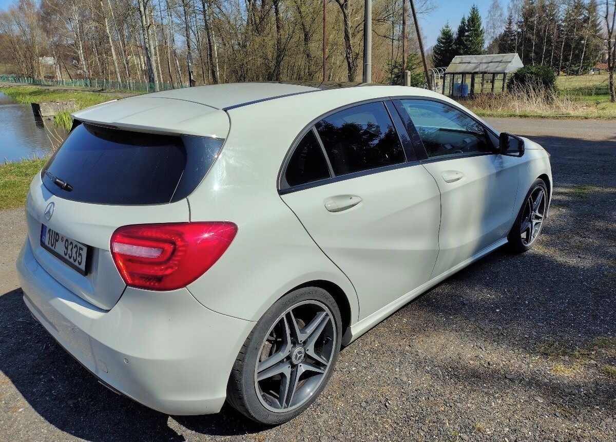 Mercedes-Benz Třídy A, 220CDi - fotka 2