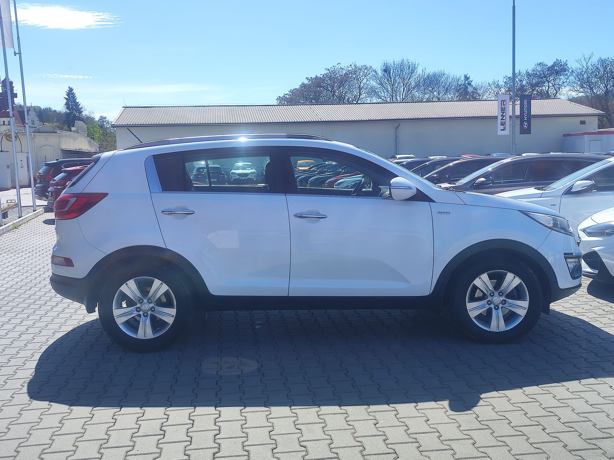 Kia Sportage, 2.0 CRDi/100kW 4x4 ČR - fotka 4