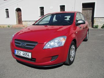 1.4 i - 1 Majitel
