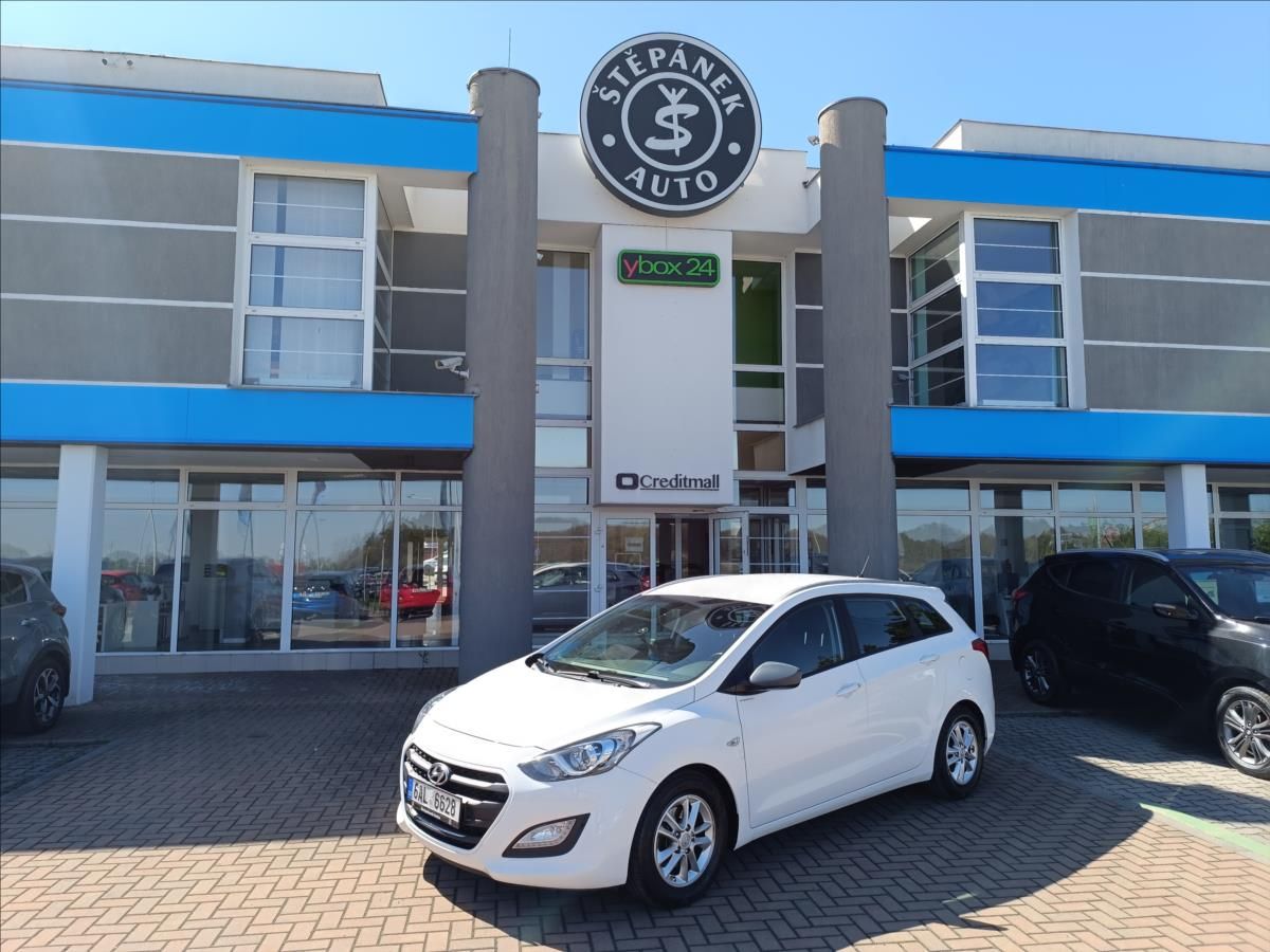 Hyundai i30, 1,6 MPi Trikolor