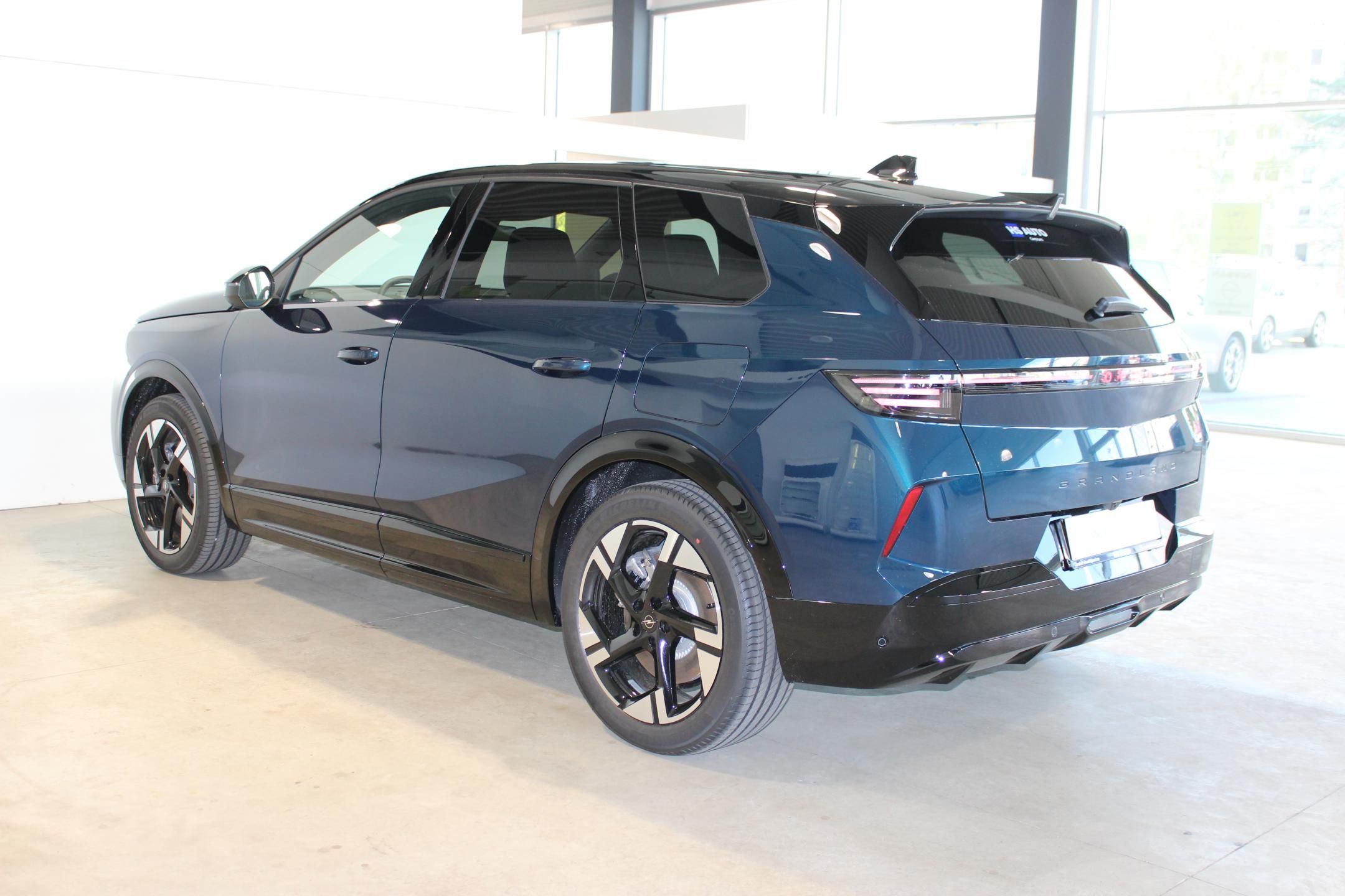 Opel Grandland, Ultimate 1.6 PHEV (143kW/195k) - fotka 4