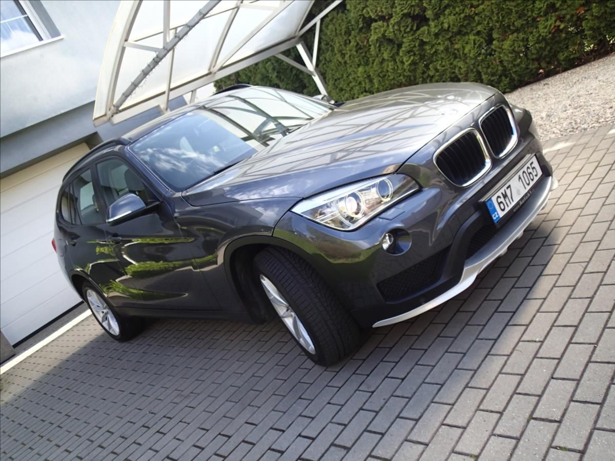 BMW X1, 2,0 135 kW, 4x4 - fotka 3