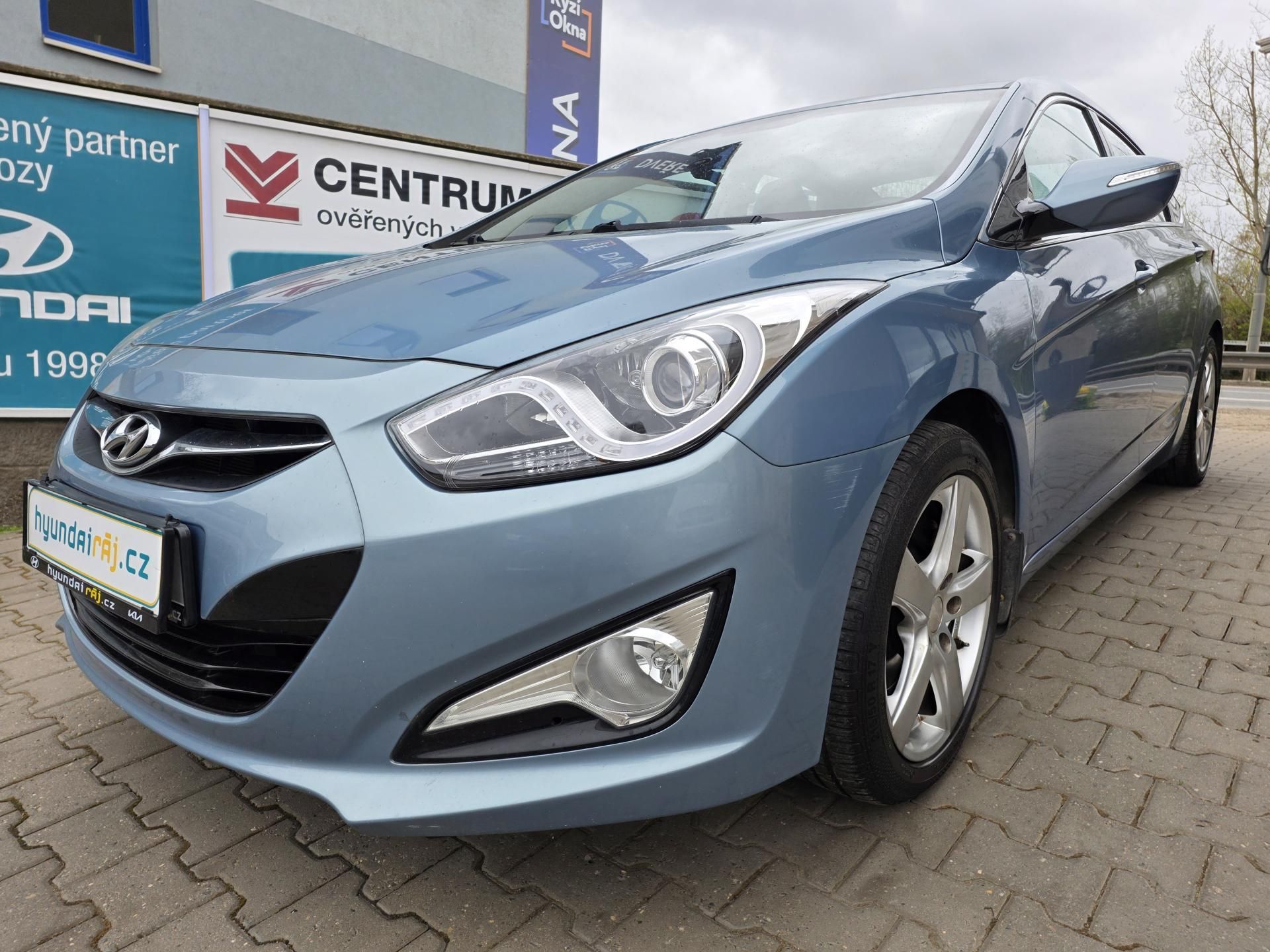 Hyundai i40, 1.7-NÍZKÉ KM-AUT.KLIMA-ALU - fotka 5