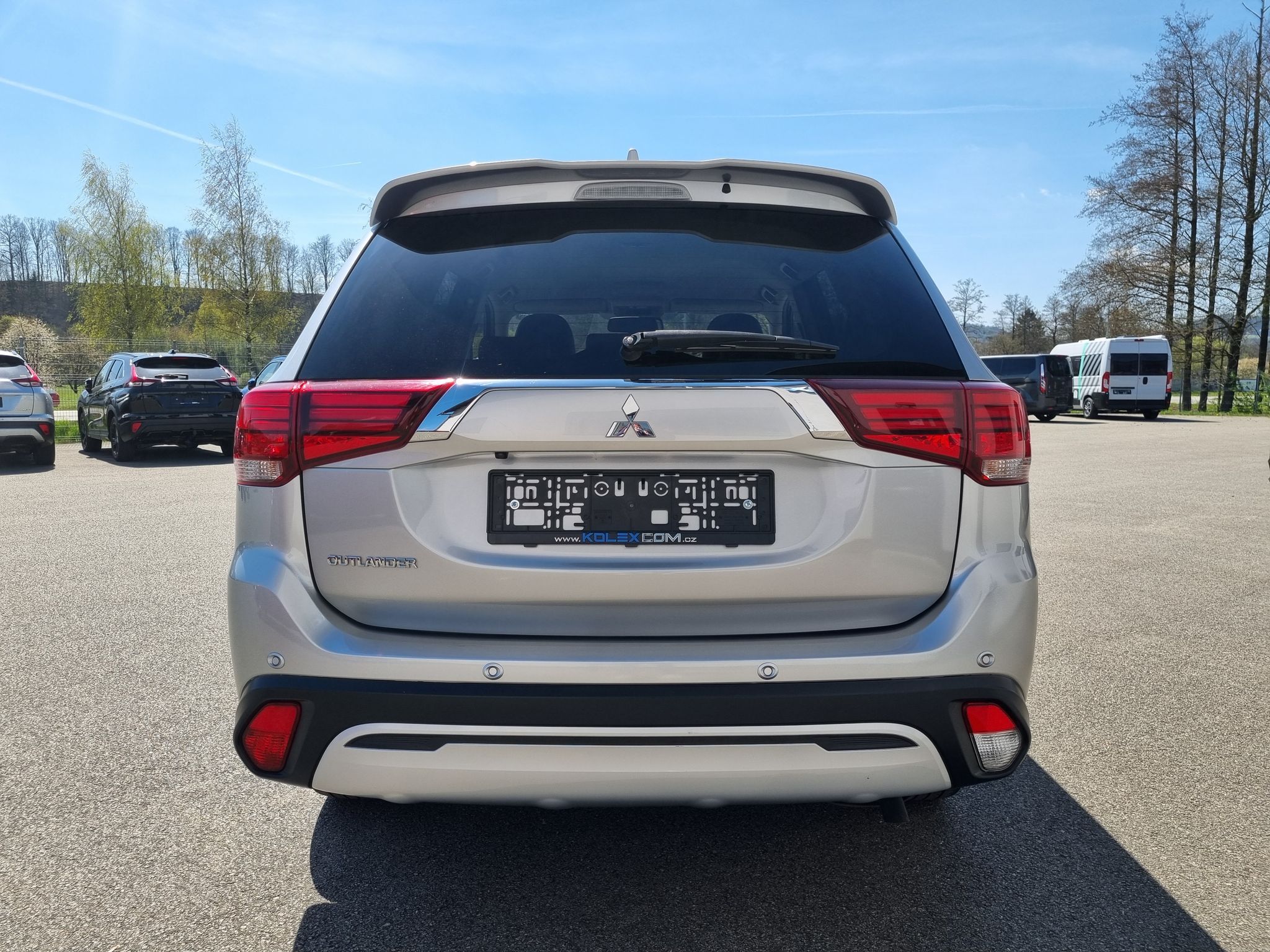 Mitsubishi Outlander, 2.0 MIVEC - fotka 4