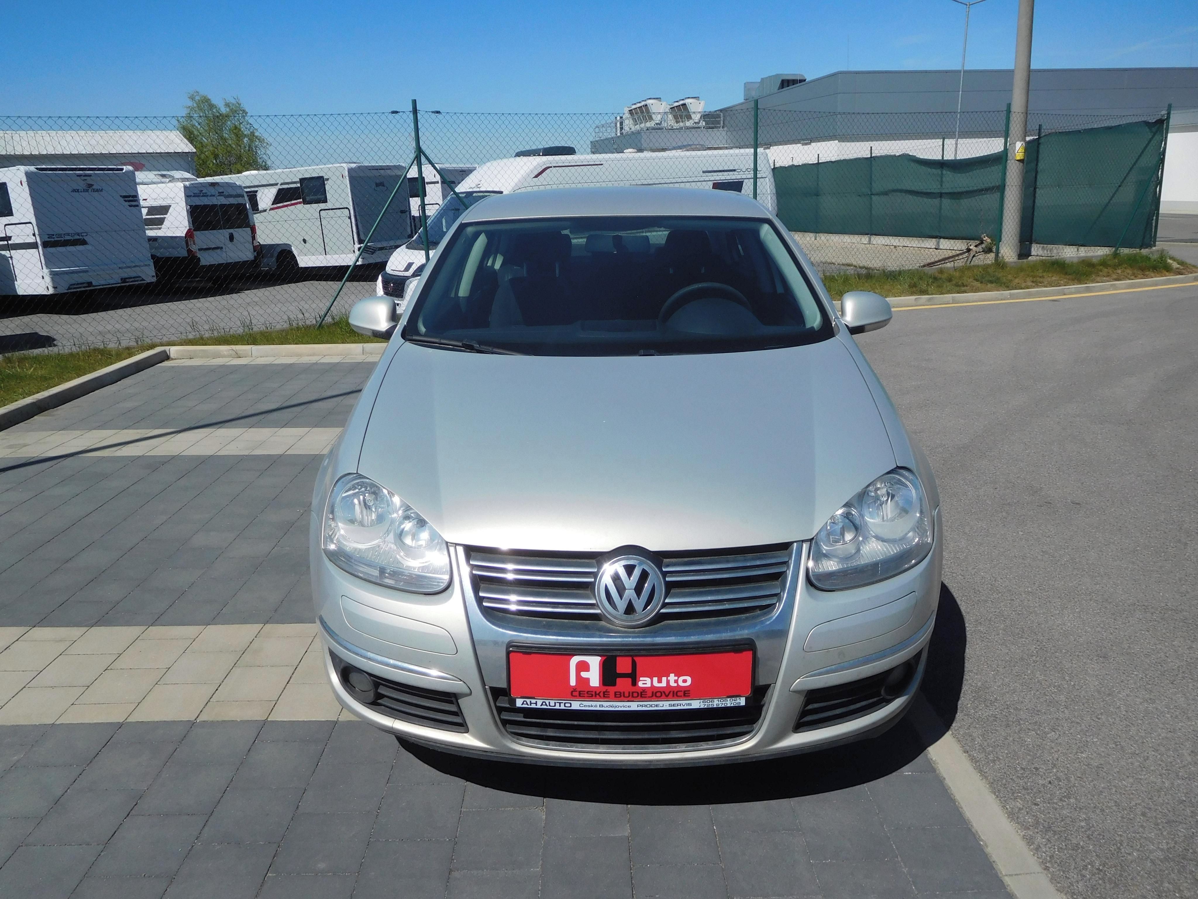Volkswagen Jetta, 1.6MPi 75 kW, Aut. Klima - fotka 6