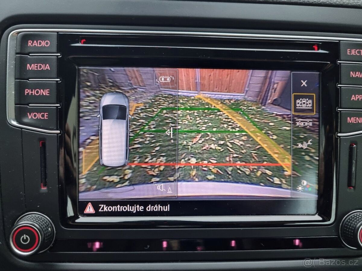 Volkswagen Sharan, 2.0 TDI HIGHLINE DSG, AUT. WEB - fotka 4