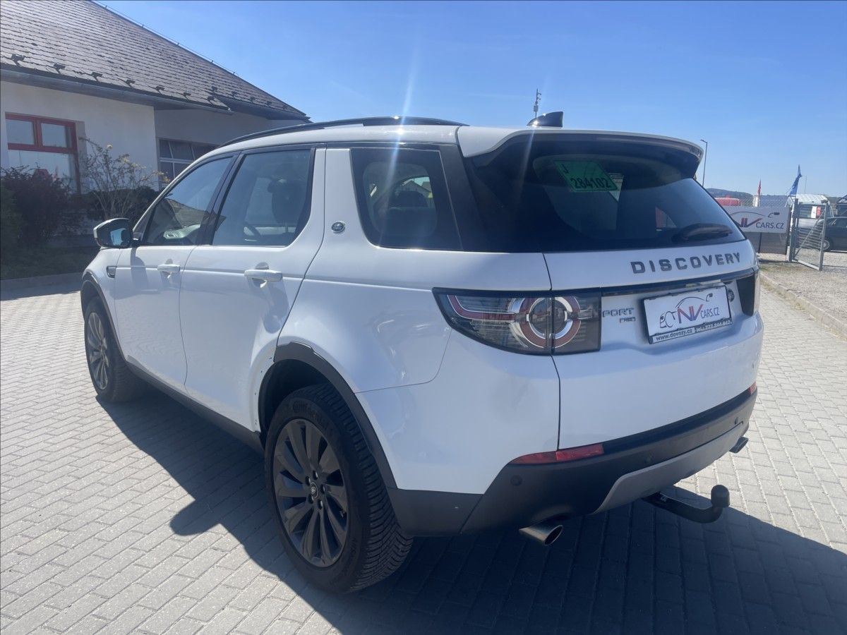 Land Rover Discovery, 2,0 TD4 132kw AWD Pano 7mist T - fotka 3