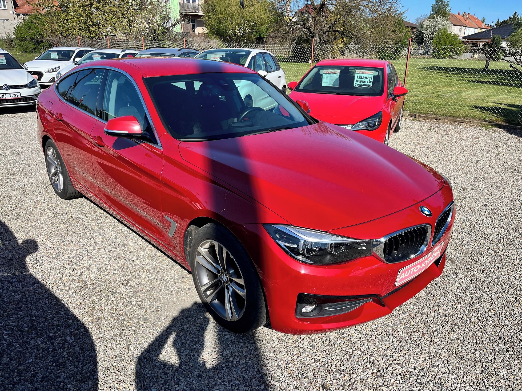 BMW Řada 3, 318d GT, 1Majiet, 79 750Km!!! - fotka 6