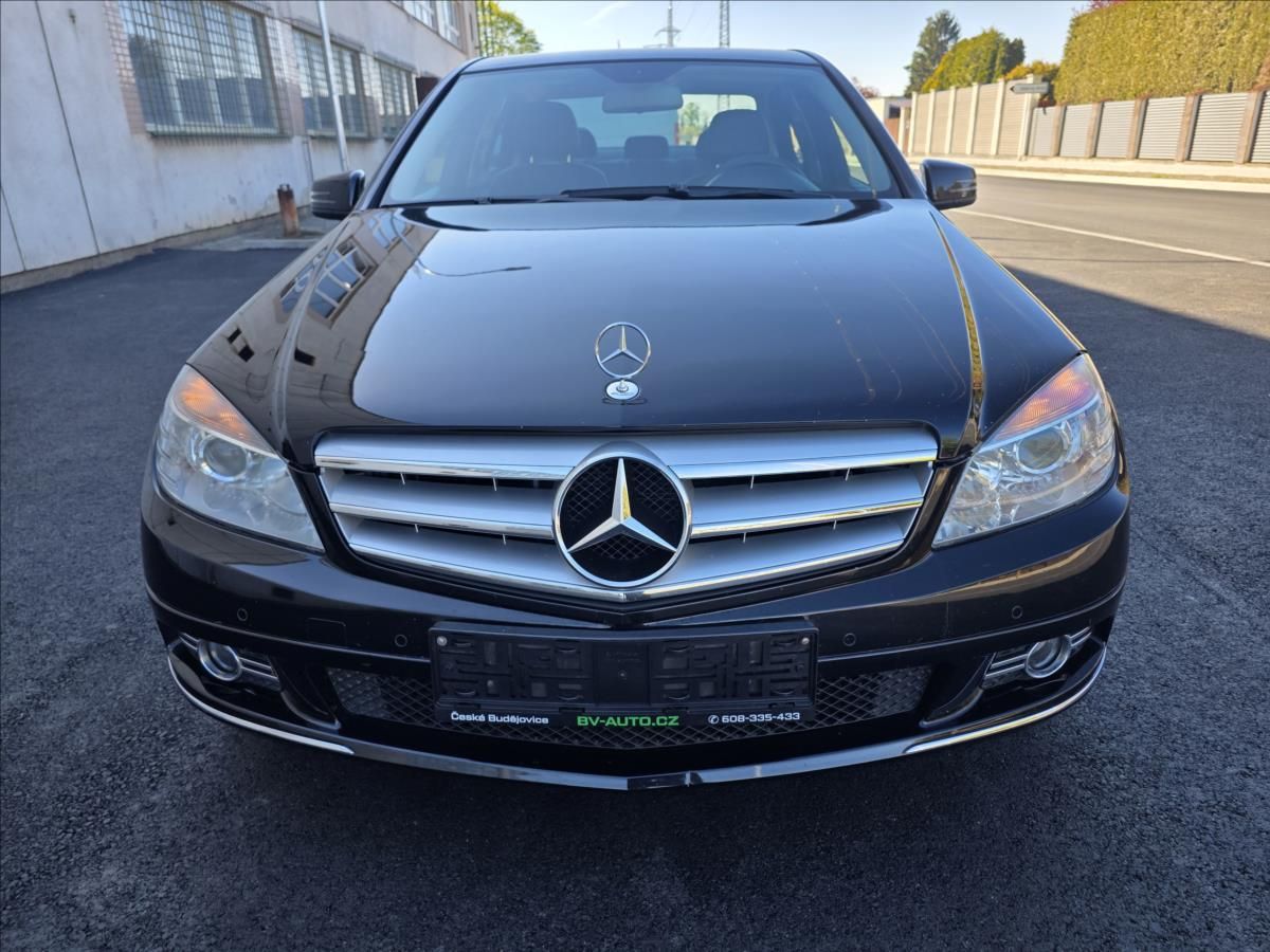 Mercedes-Benz Třídy C, 2,1 2.2CDI AVANTGARDE 1.MAJITE - fotka 3