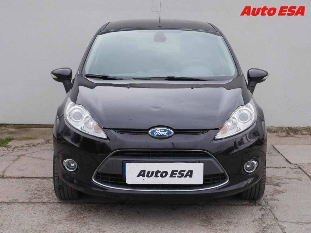 Ford Fiesta, 1.4i,AC,park.asist - fotka 2