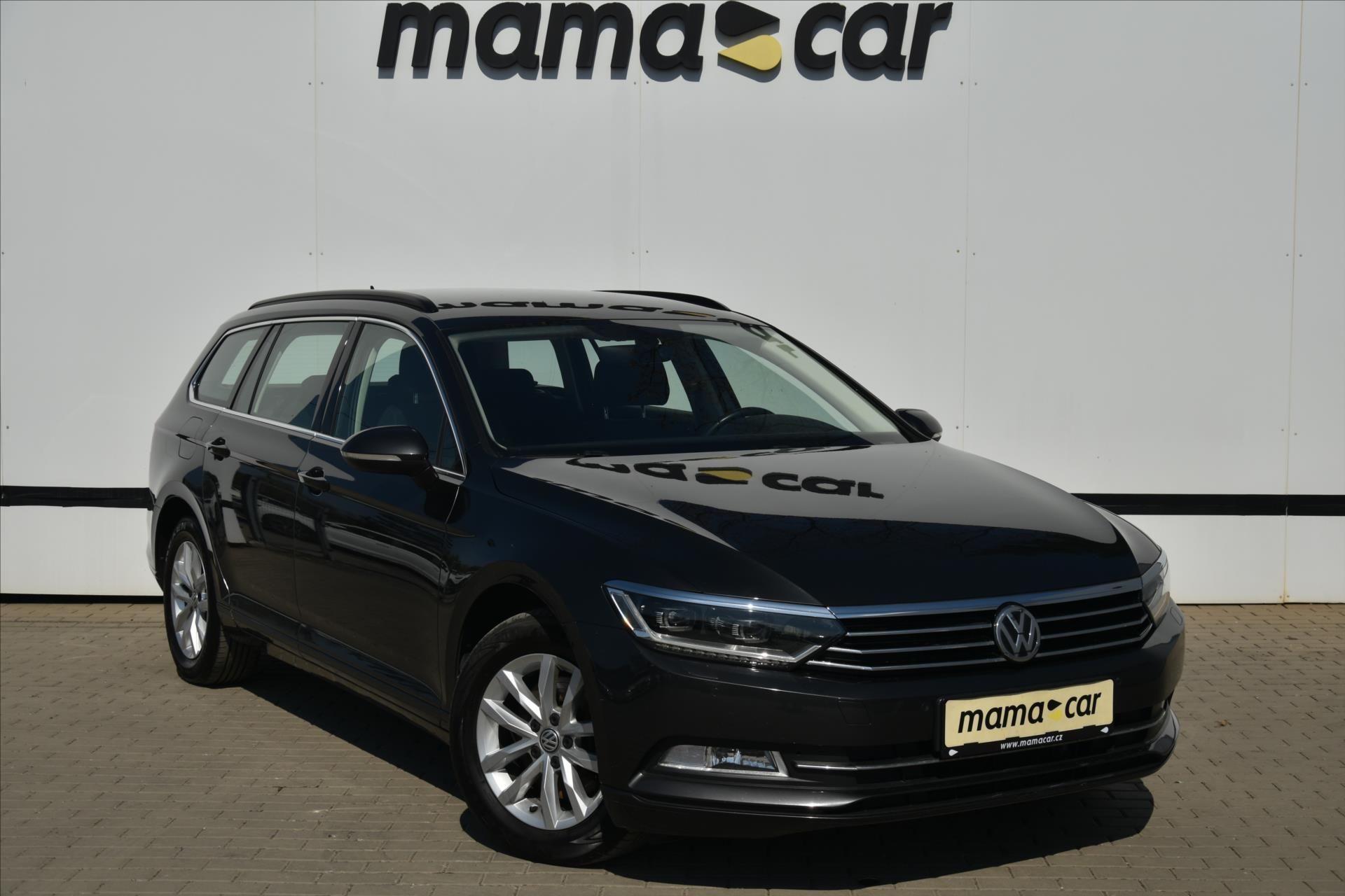 Volkswagen Passat, 1.6TDi LED NAVIGACE TAŽNÉ