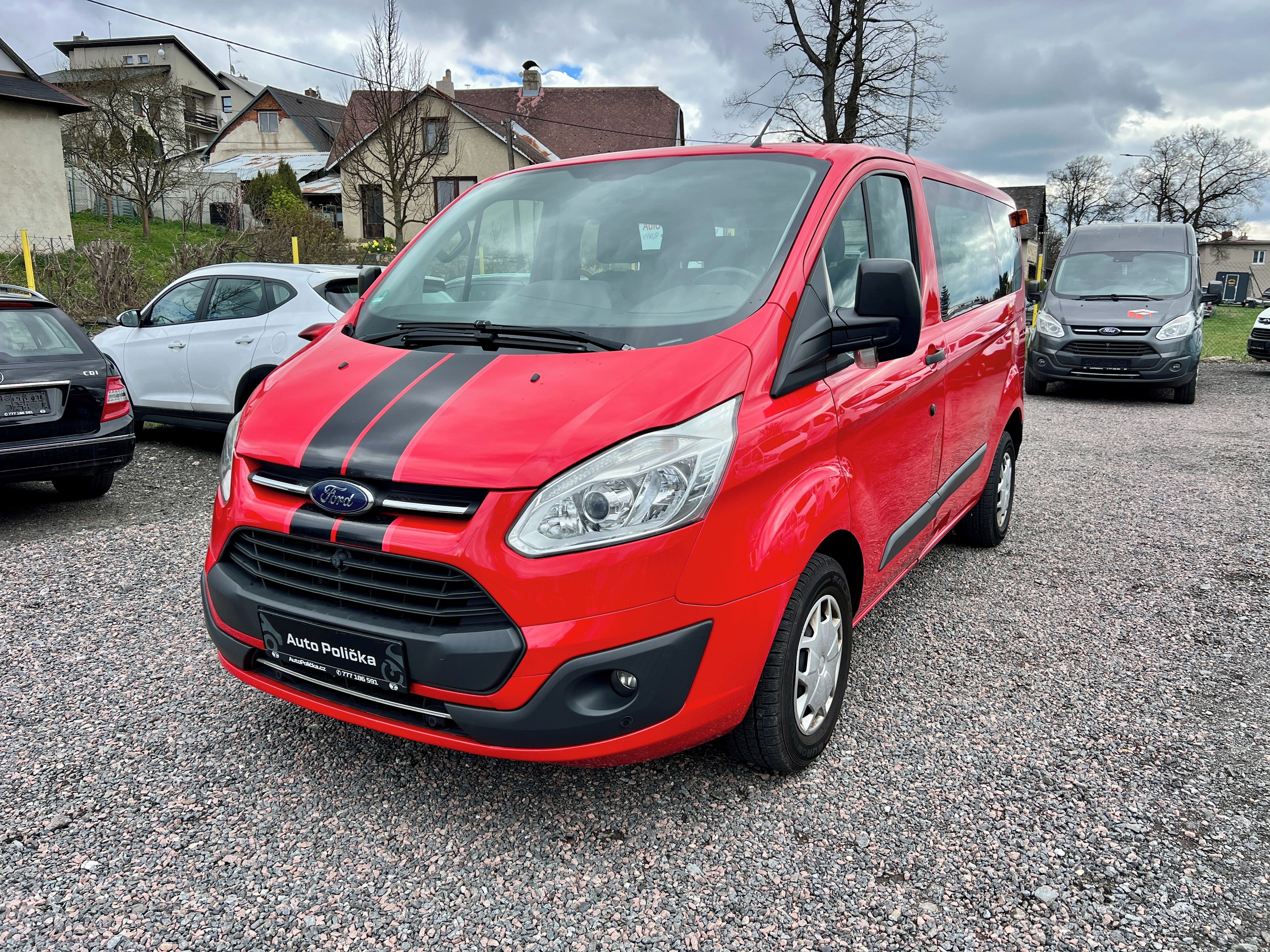 Ford Transit Custom, 2.0TDCi 9 míst, Servis Ford