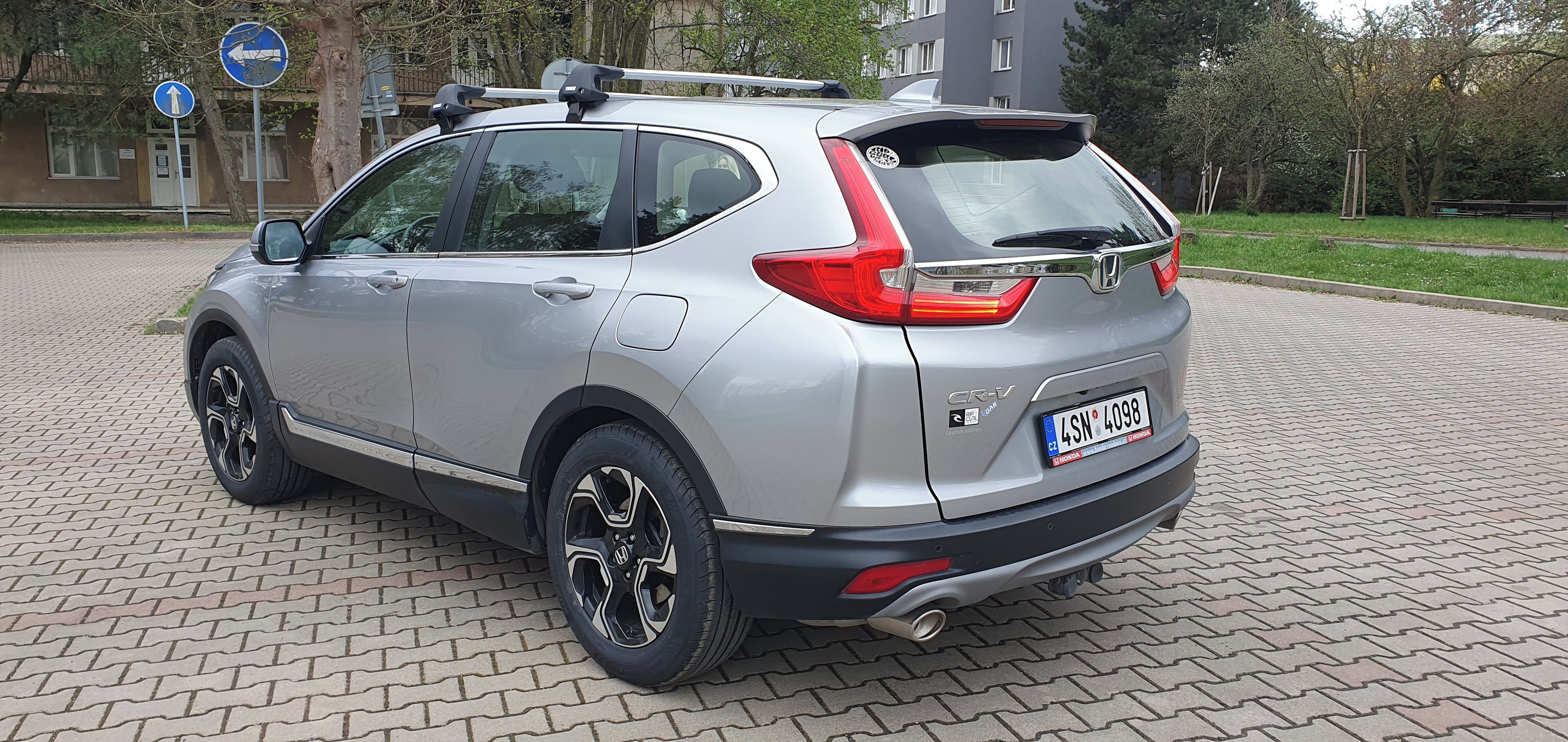 Honda CR-V, 1.5 VTEC_Turbo_127kW_ELEGANCE - fotka 2