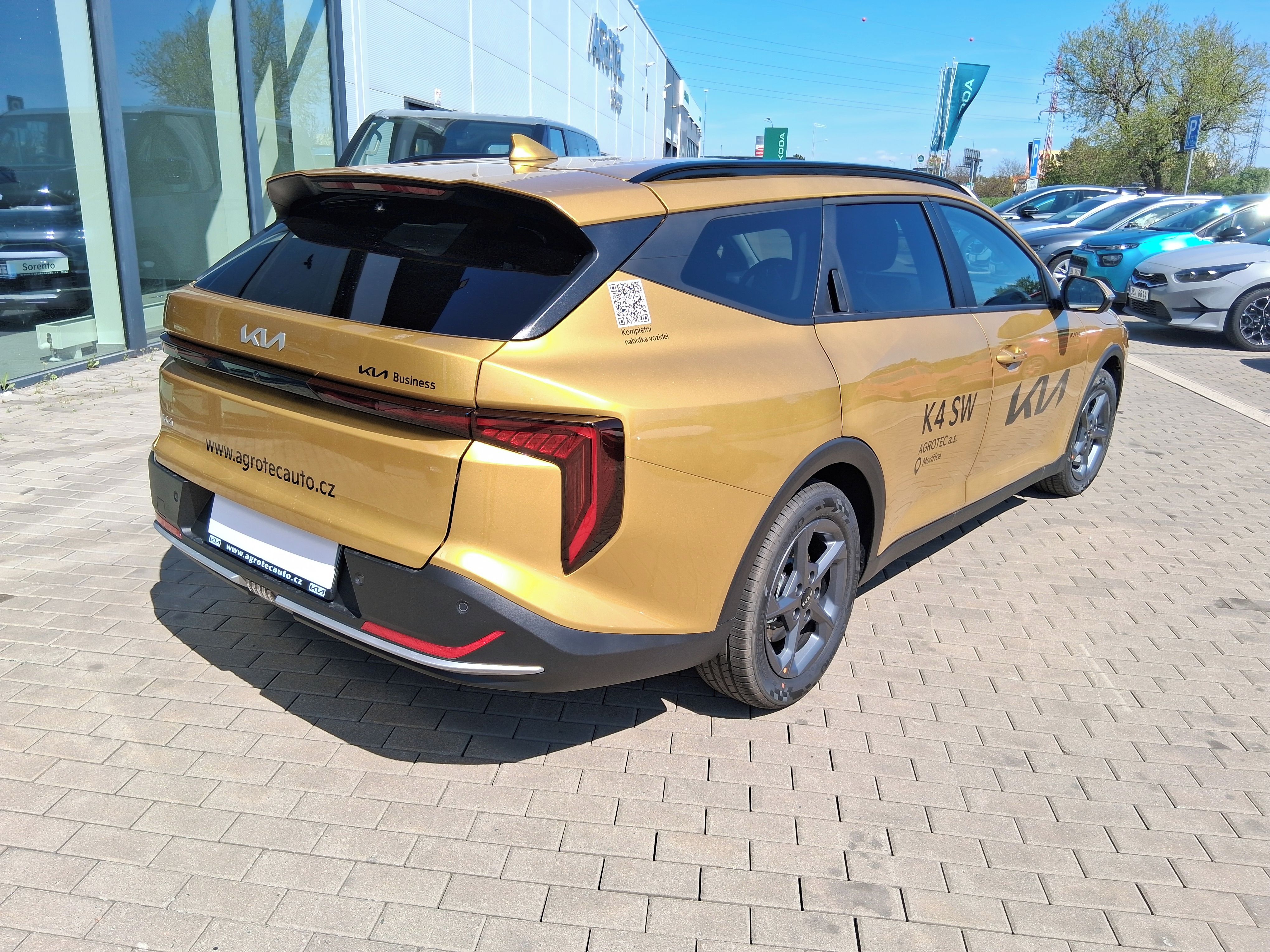 Kia K4, Exclusive 110 kW 7DCT automat - fotka 4