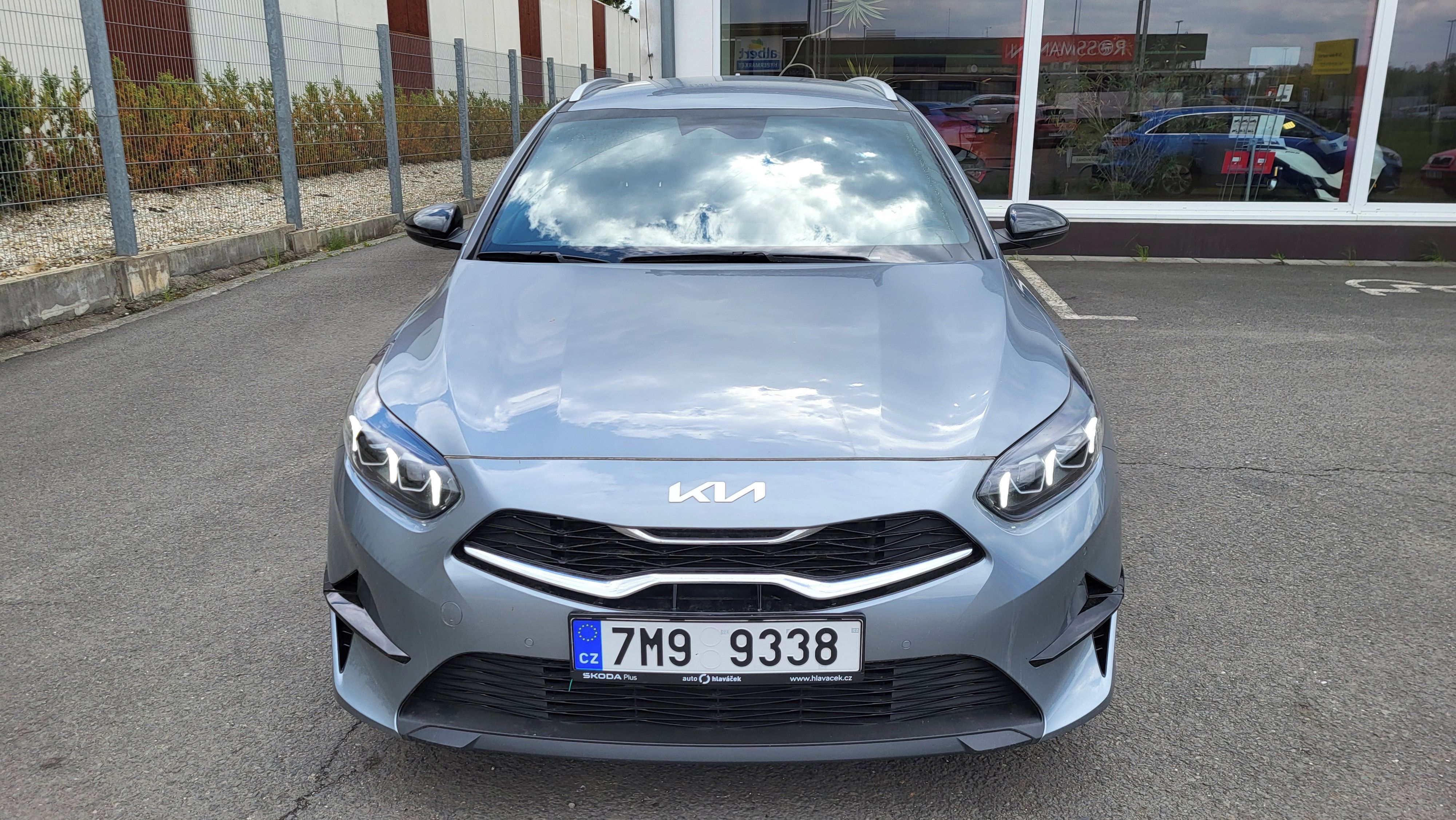 Kia Cee´d, Kia Ceed SW 1,5 T-GDI EDICE 30 - fotka 2