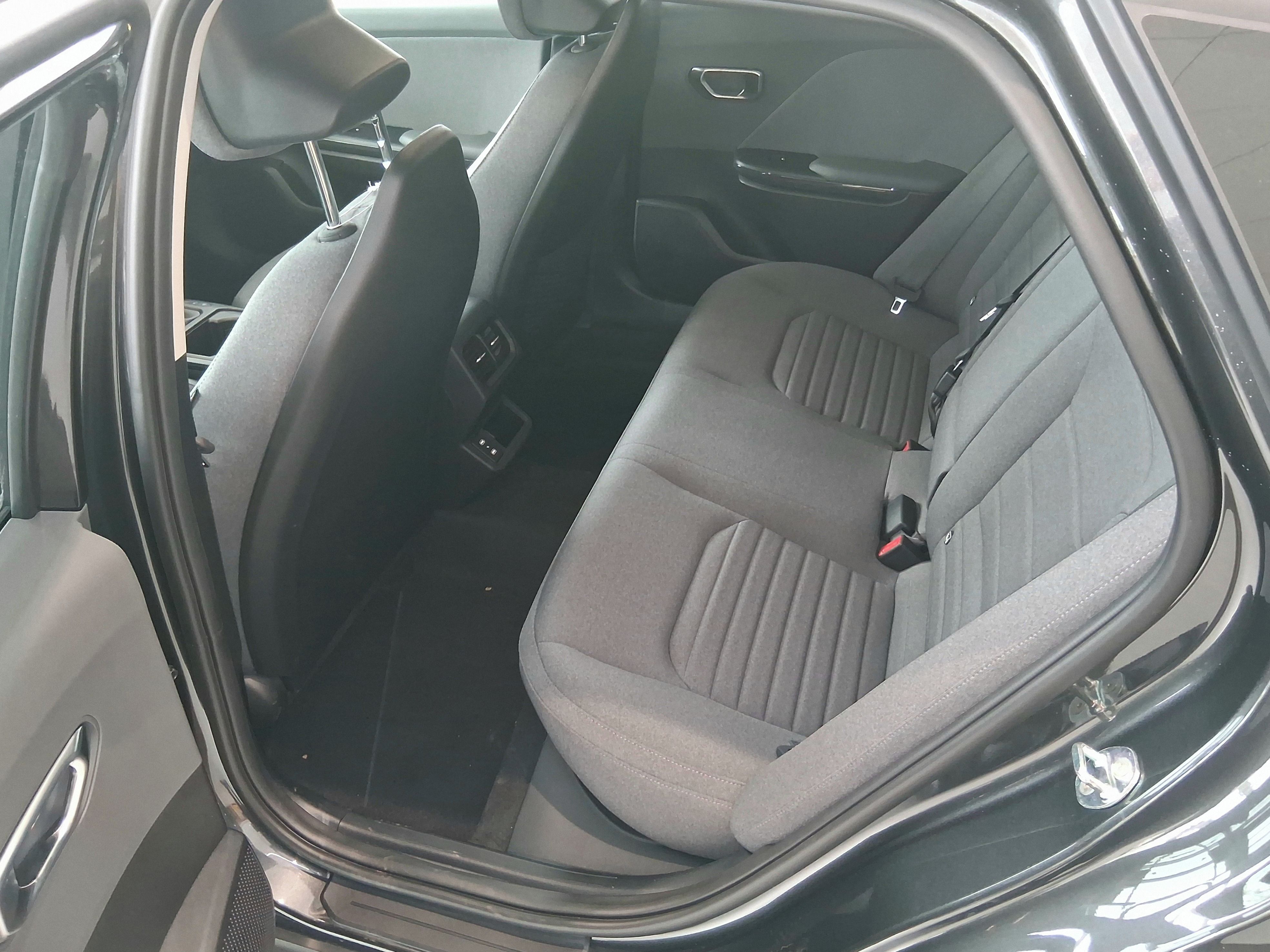 Kia K4, Exclusive 110 kW 7DCT automat - fotka 6