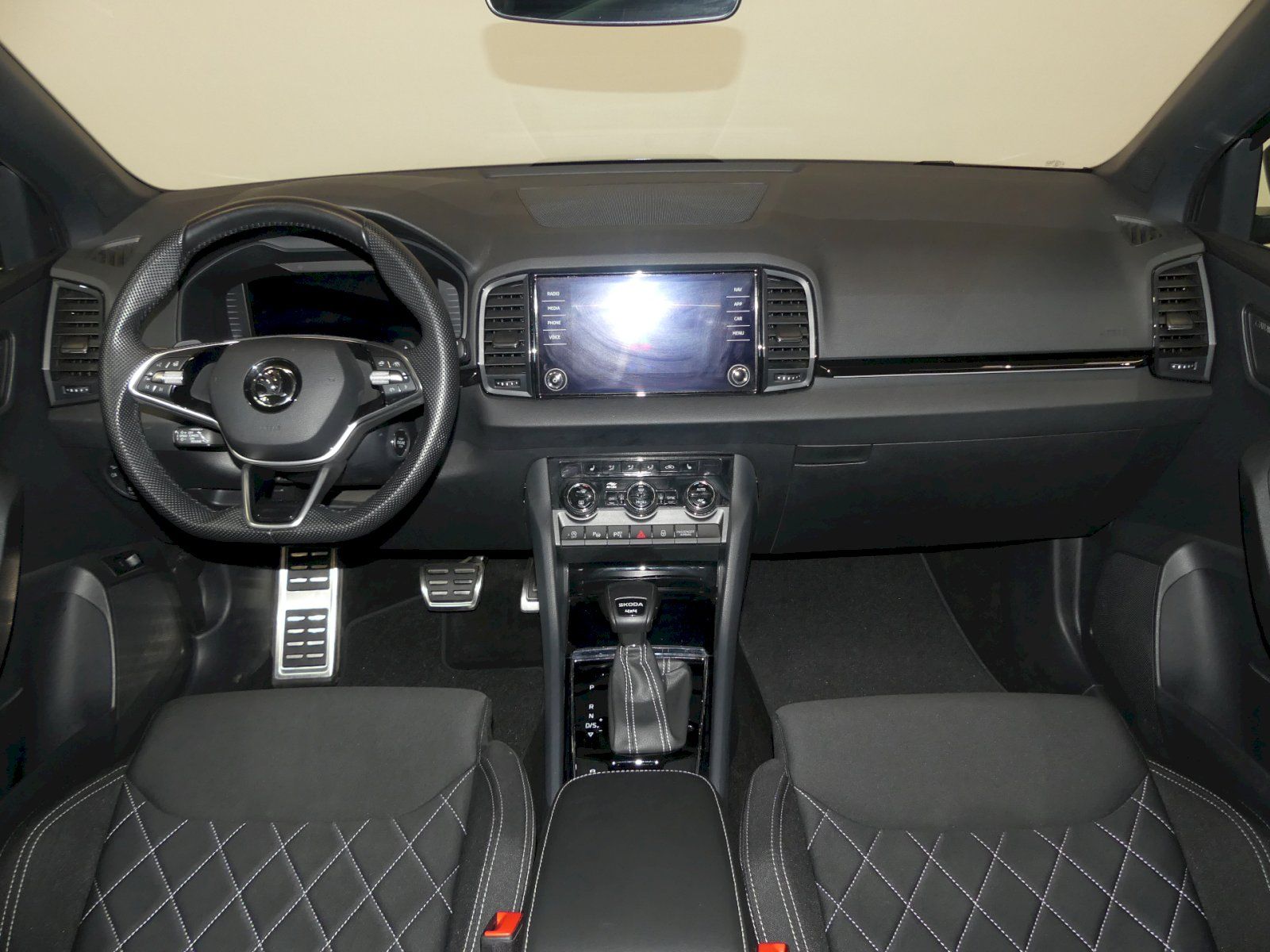Škoda Karoq, SportLine DSG 4x4 2.0TSI 140kW - fotka 5