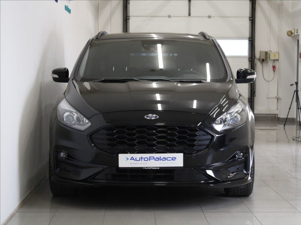 Ford S-MAX, 2,5 HEV 140kW ST-Line 1.maj.ČR - fotka 2