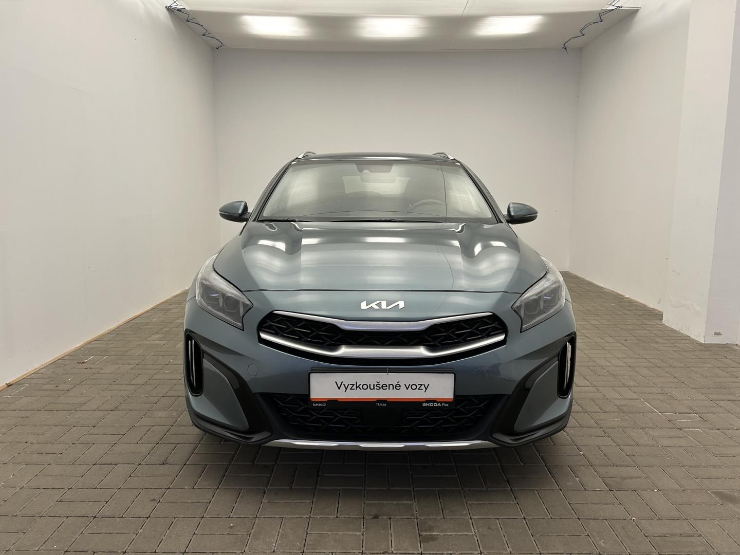 Kia XCee´d, 1.5T-GDi 118kW TOP (2021) - fotka 4