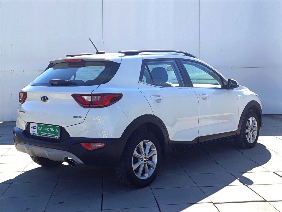 Kia Stonic, 1,4 CVVT LPG KAMERA TEMPOMAT - fotka 6