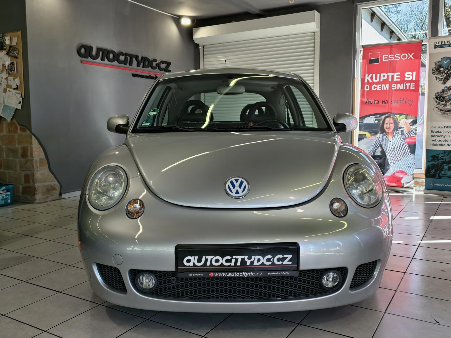 Volkswagen New Beetle, 2.3 V5 125kW SPORT EDITION - fotka 2