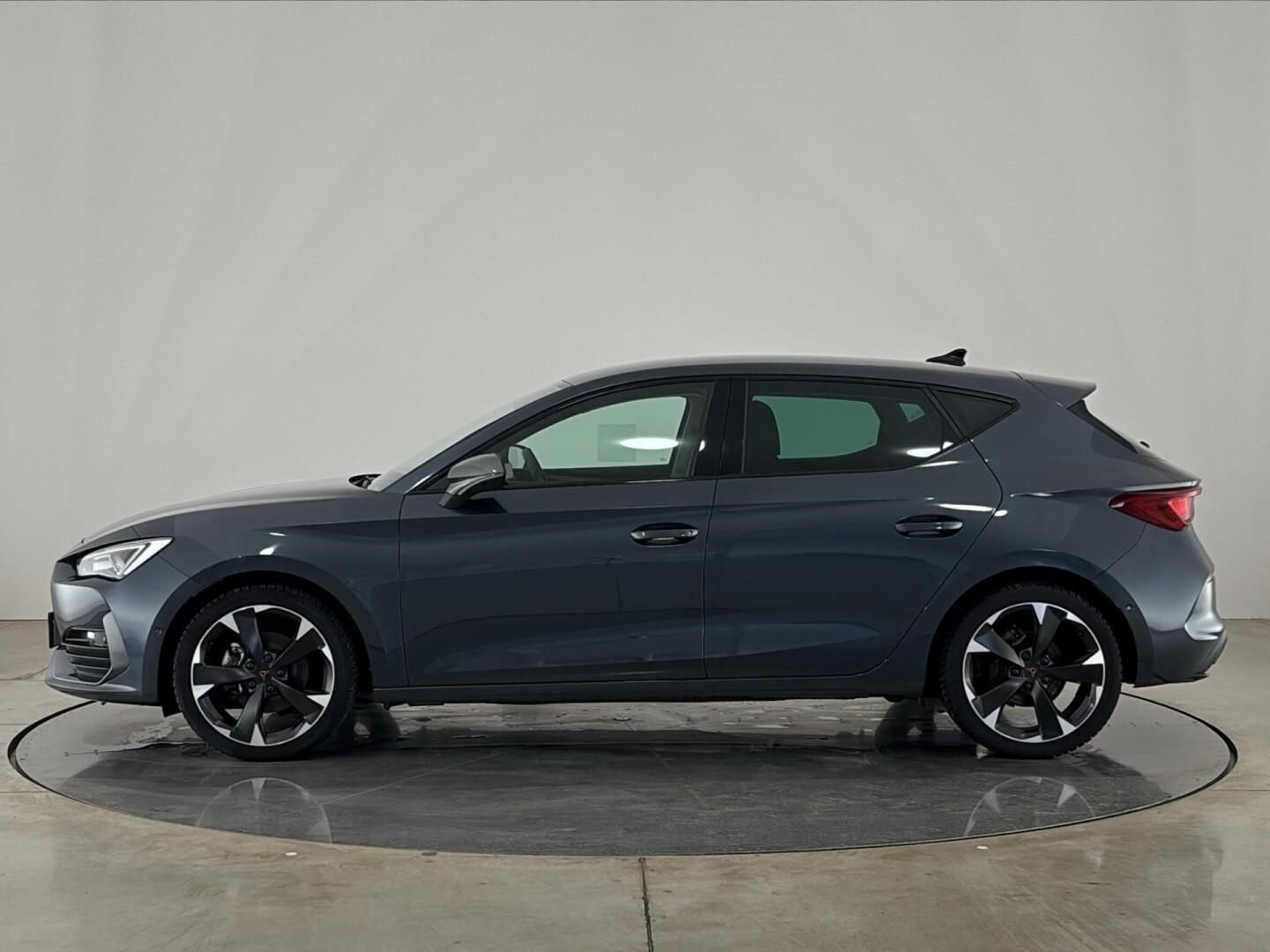 Cupra Leon, 1.5 eTSi / 110 kW DSG - fotka 3