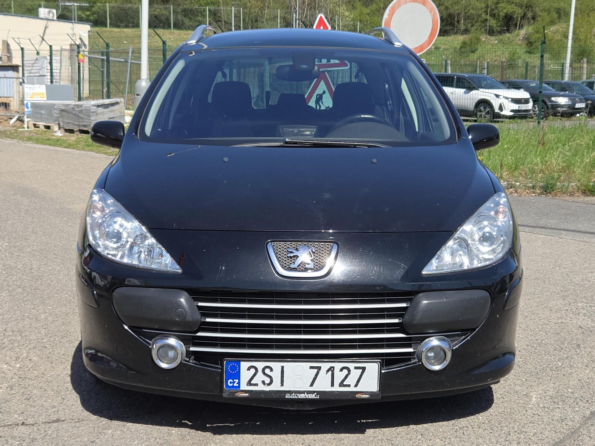 Peugeot 307, 1,6HDi PANORAMA splátky všem! - fotka 2