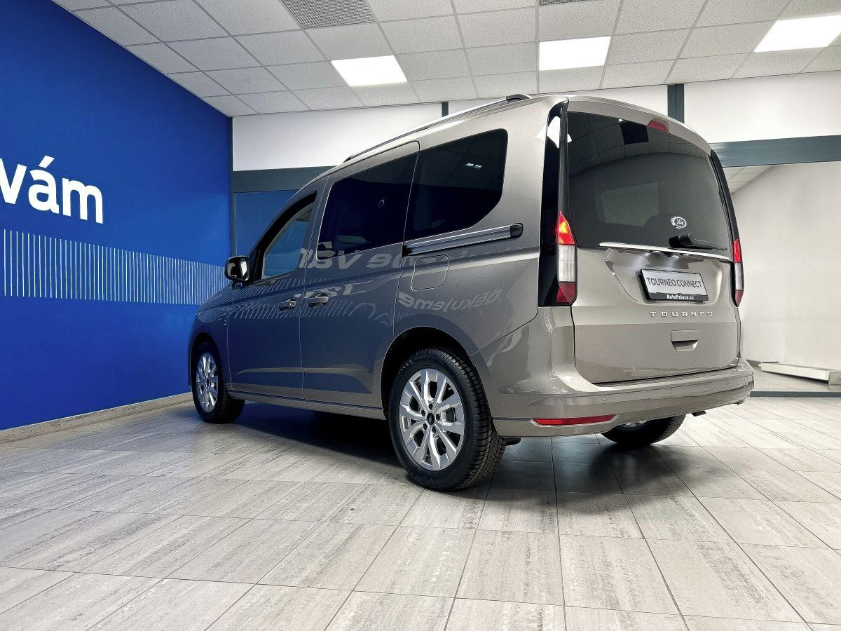 Ford Tourneo Connect, 2.0 EcoBlue Titanium L1 - fotka 3