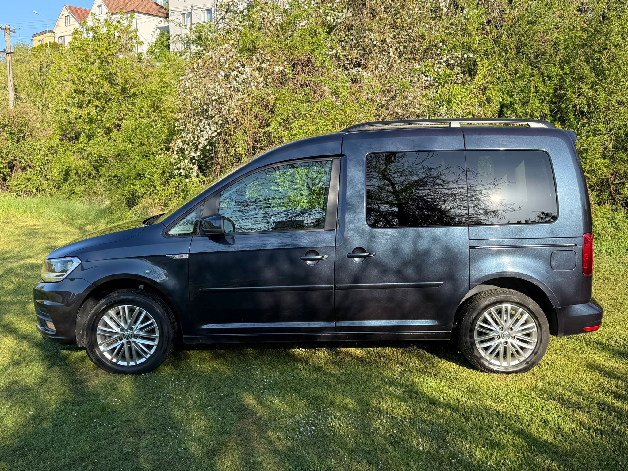 Volkswagen Caddy, 2,0 TDI - 110 KW, PARK. KAMERA - fotka 5