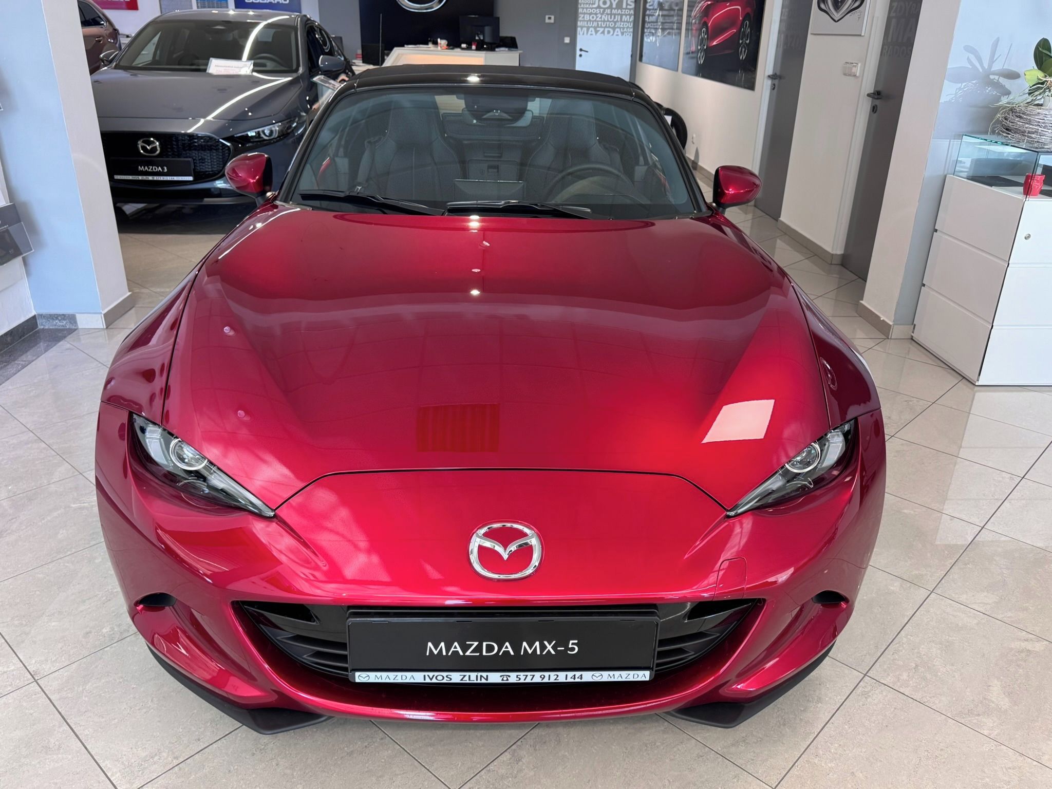 Mazda MX-5, 1,5 M/T Exclusive Line - fotka 2