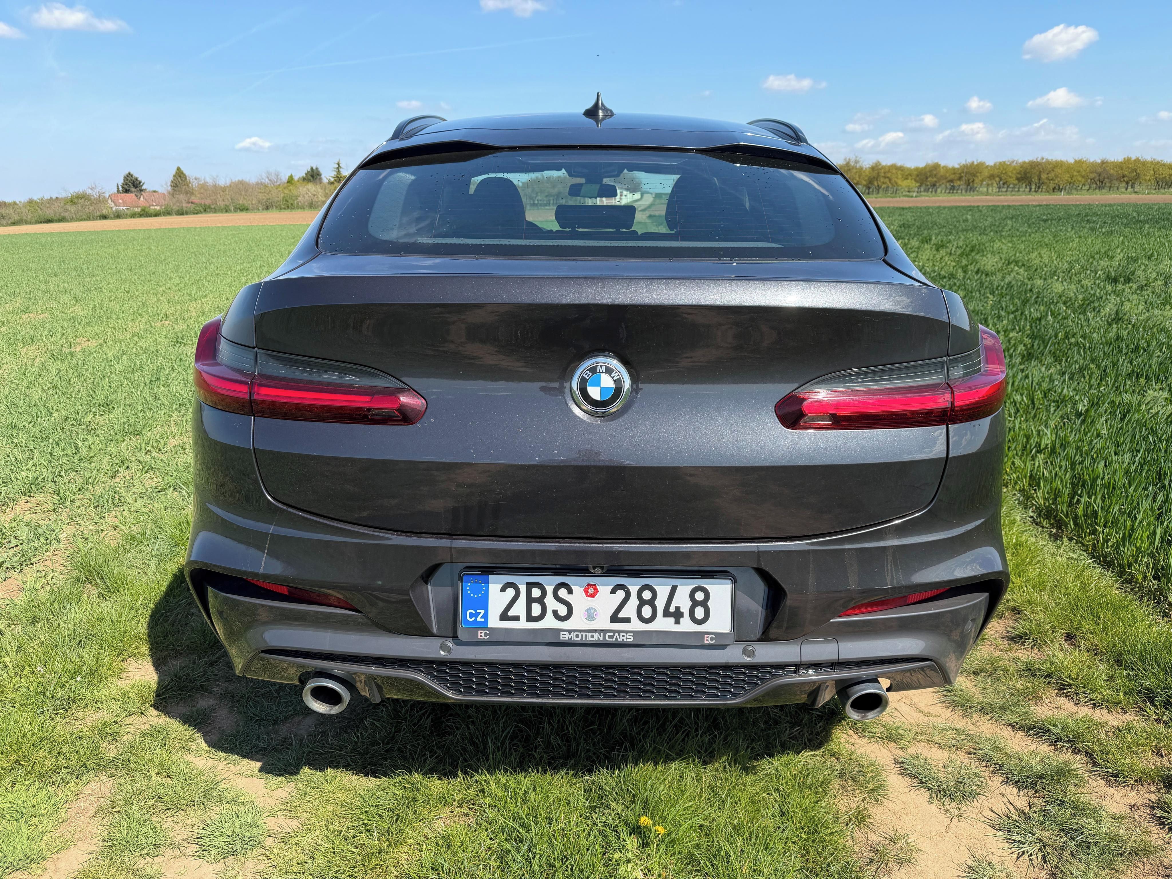 BMW X4, M paket,Webasto, tažné, DPH - fotka 6
