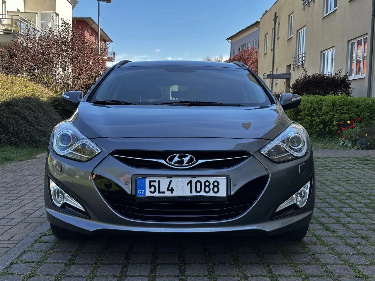 Hyundai i40, 1.7 CRDi Style Navigace Xenony - fotka 2