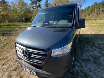 Mercedes-Benz Sprinter 7+1Bus