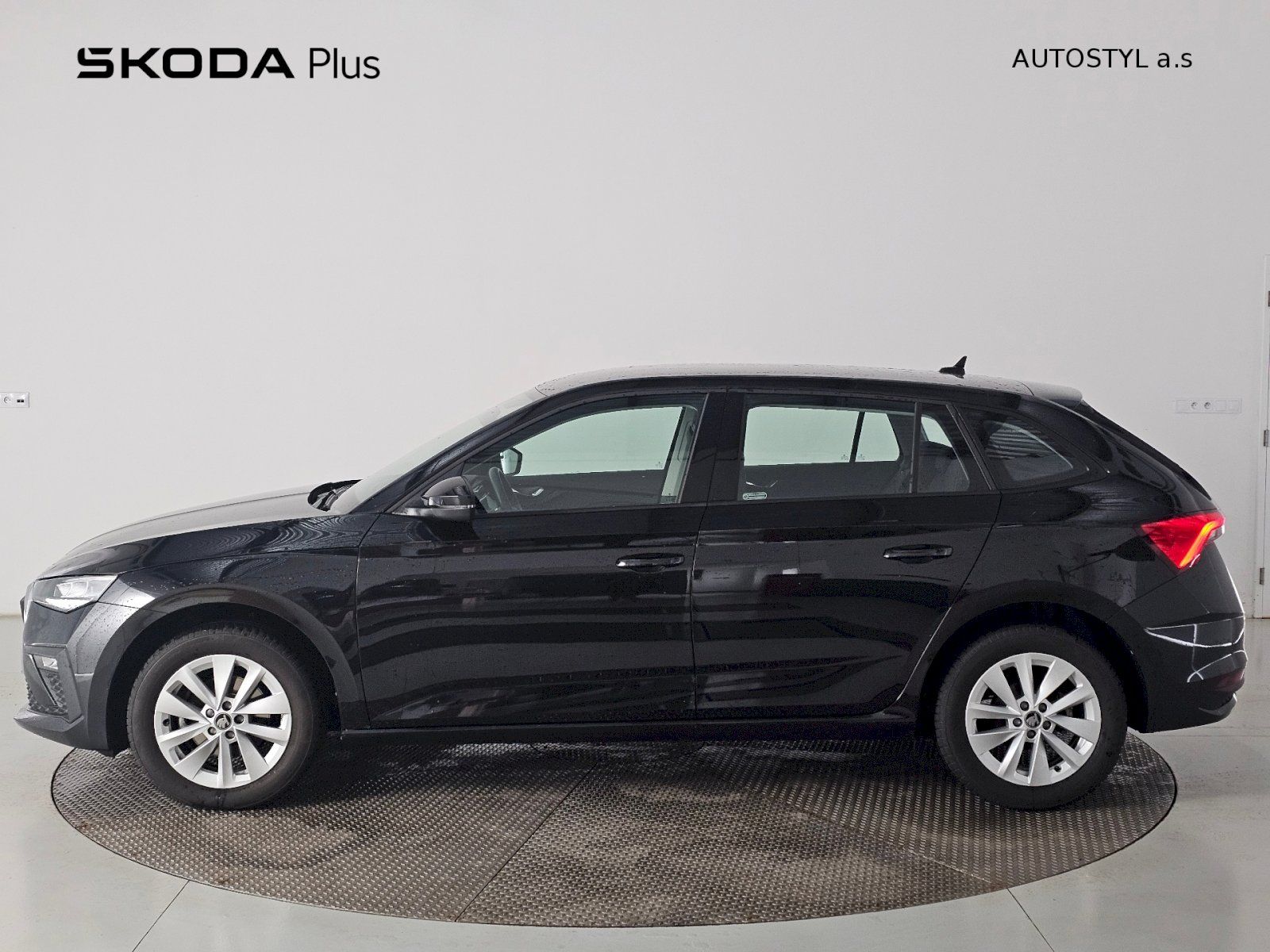 Škoda Scala, 1.0TSI 85kW SELECTION - fotka 3