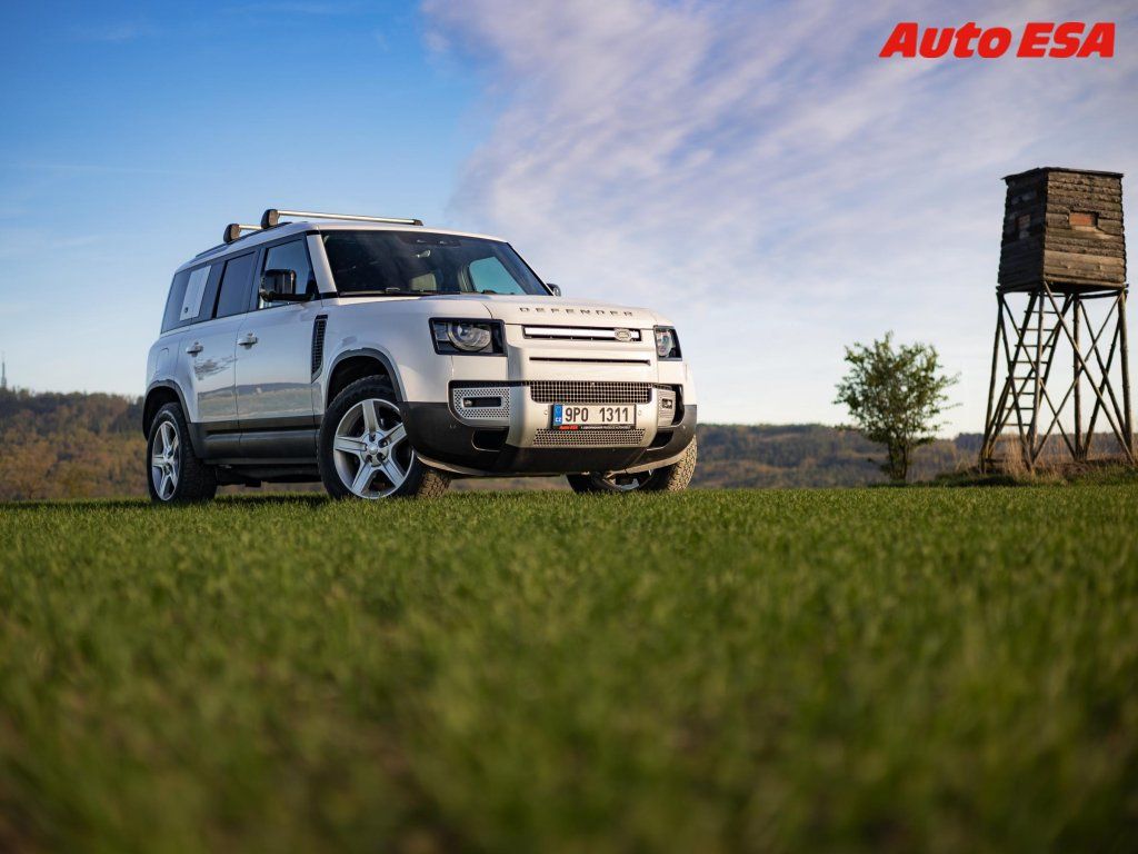 Land Rover Defender, 3.0 D 4x4,2.maj,ČR,AT - fotka 4