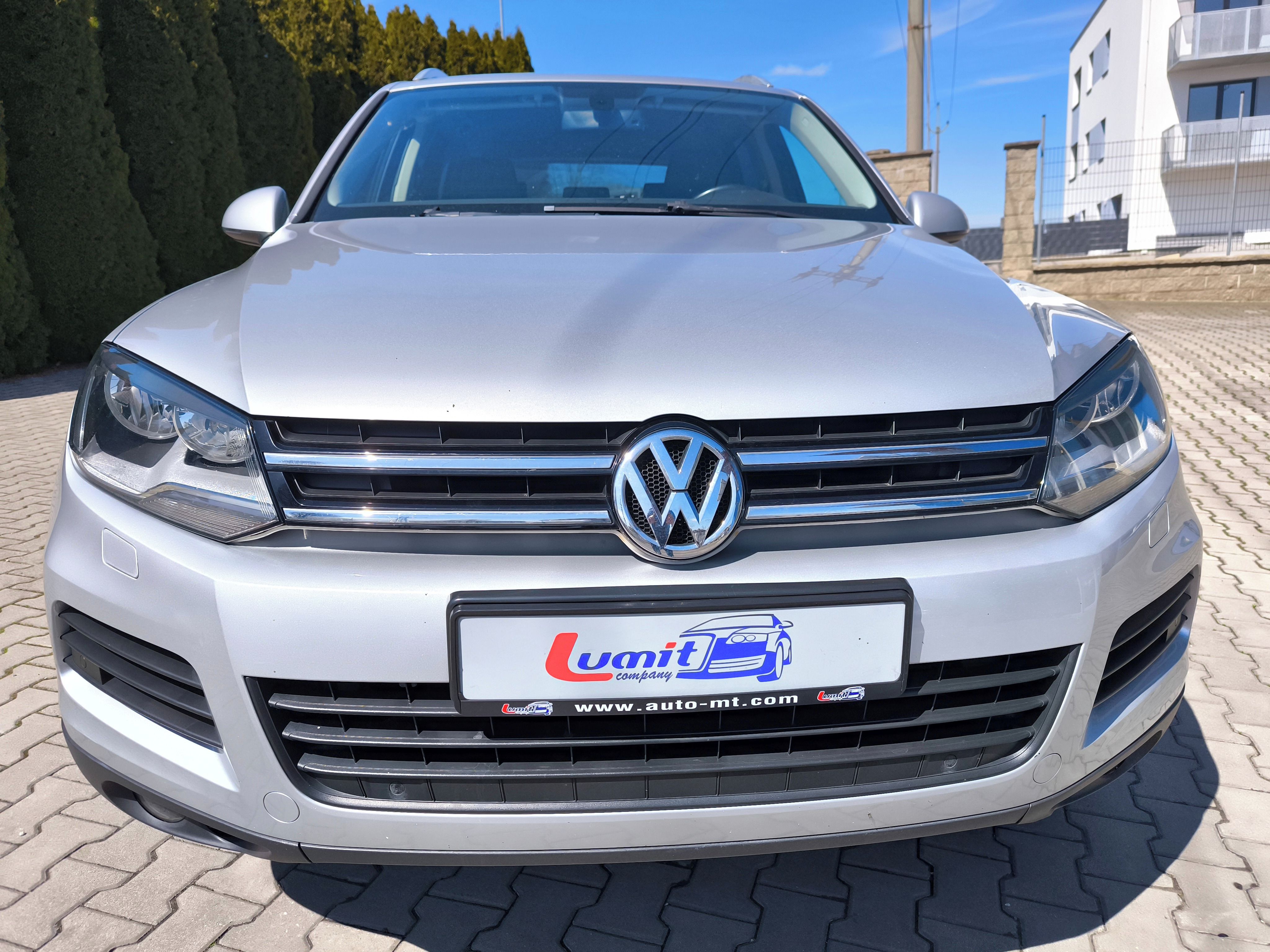 Volkswagen Touareg, 3.0 TDi - fotka 2