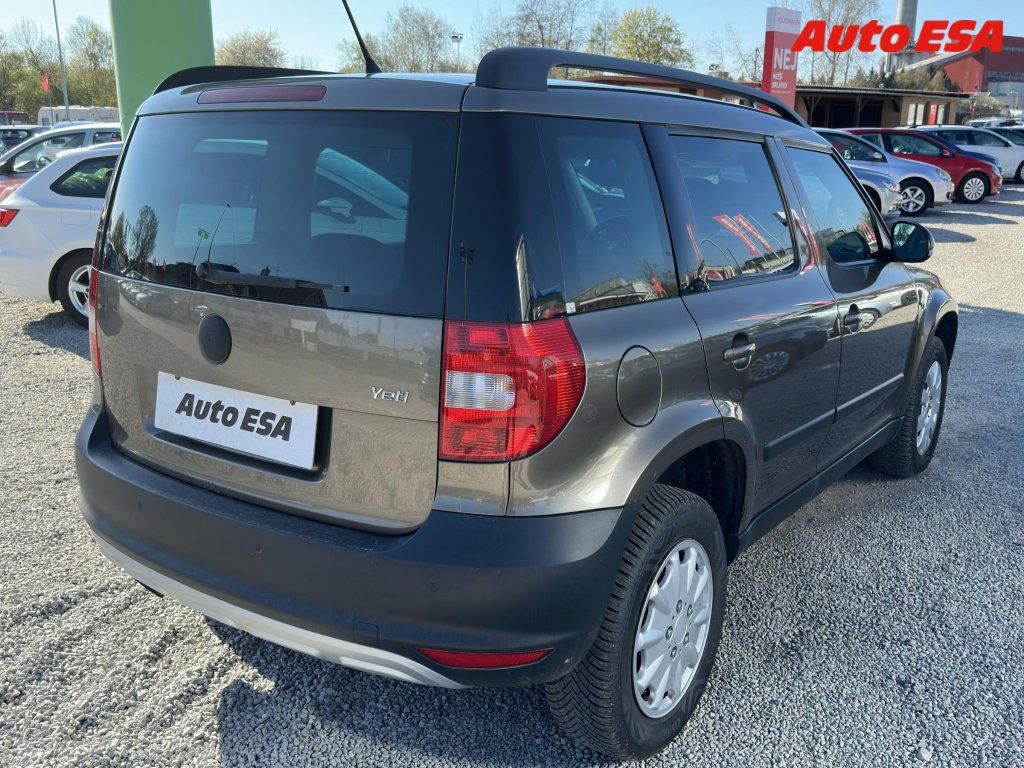 Škoda Yeti, 1.2 TSi,servis.kniha,AT - fotka 4