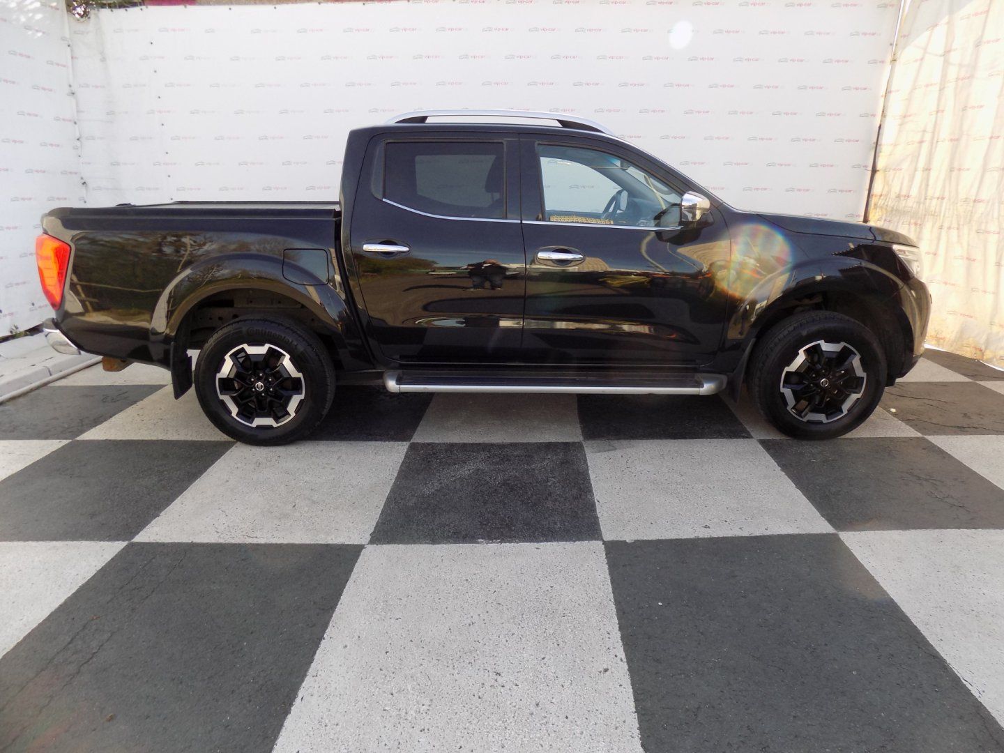 Nissan Navara, 2.3DCi/4x4/Bi-xenon/NAVI/ČR/ - fotka 6