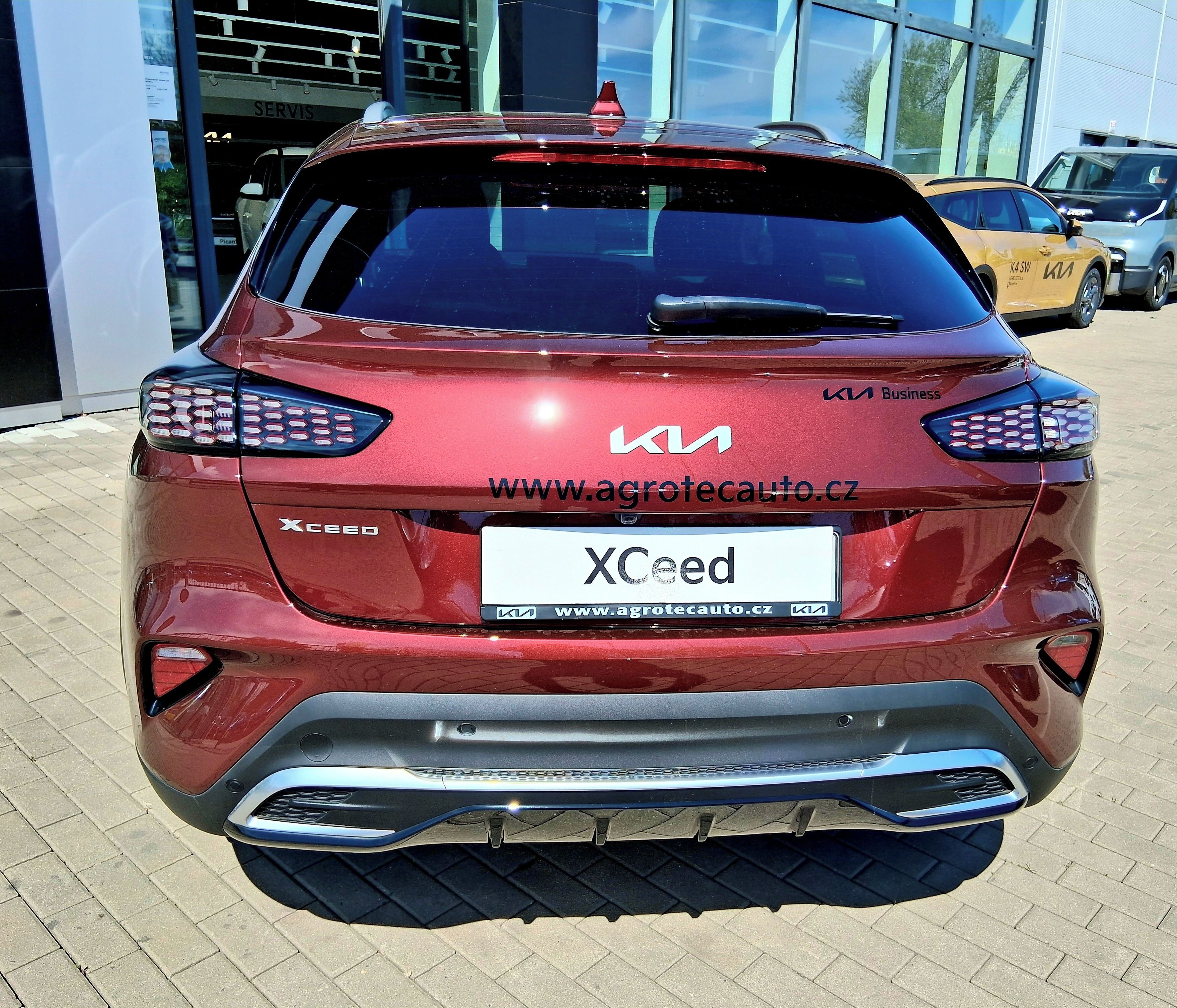 Kia XCee´d, 1,6 T-GDI GPF 7DCT STEEL EDITI - fotka 4