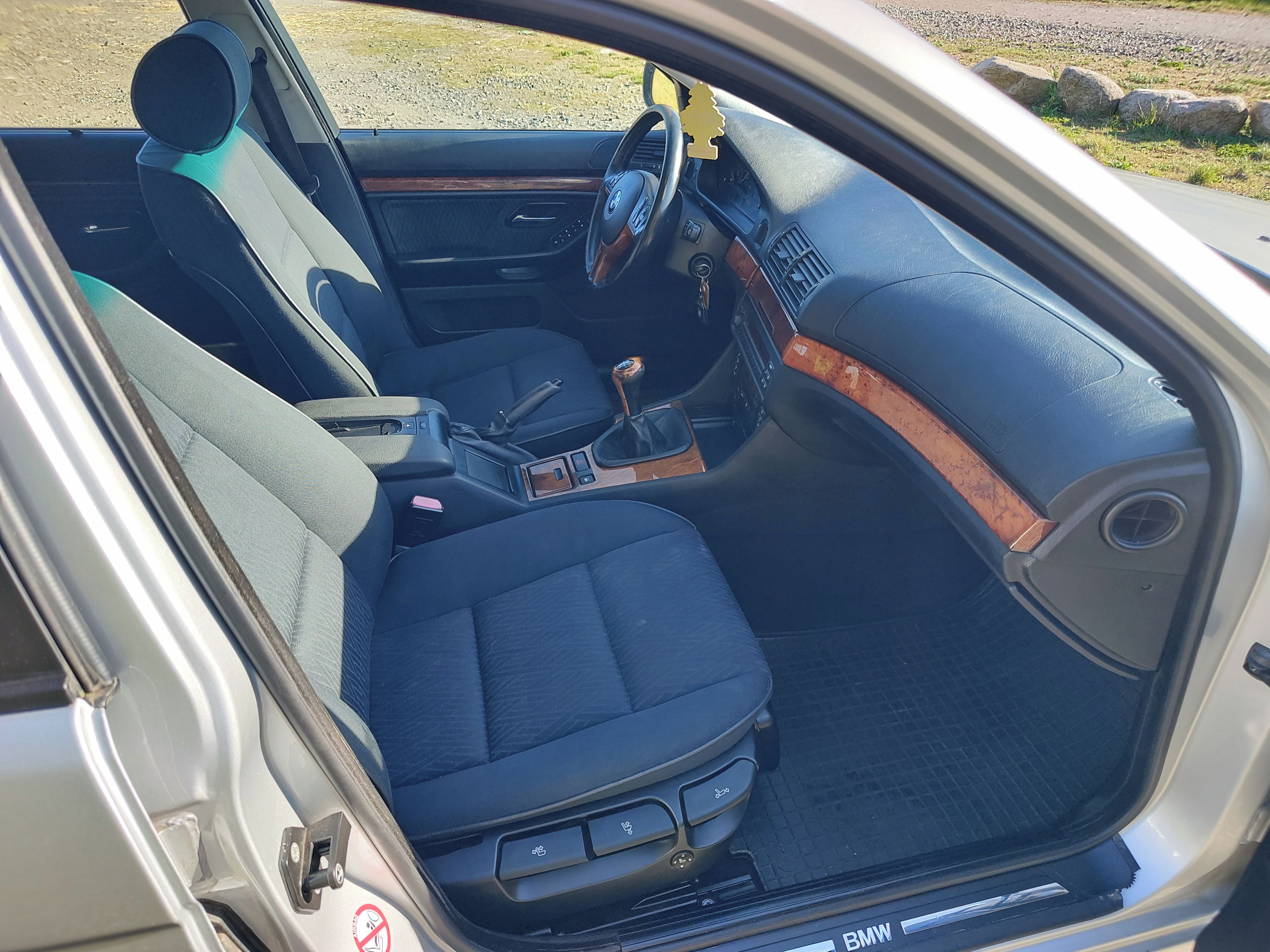BMW Řada 5, 2,5 D 120 kw - fotka 6