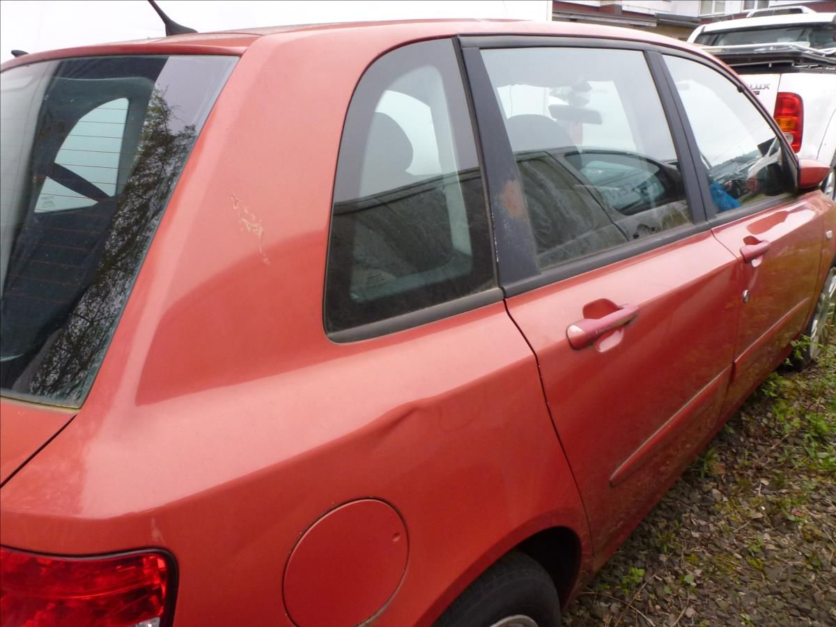 Fiat Stilo, 2,4 ABARTH AUTOMAT  20V ABARTH - fotka 5