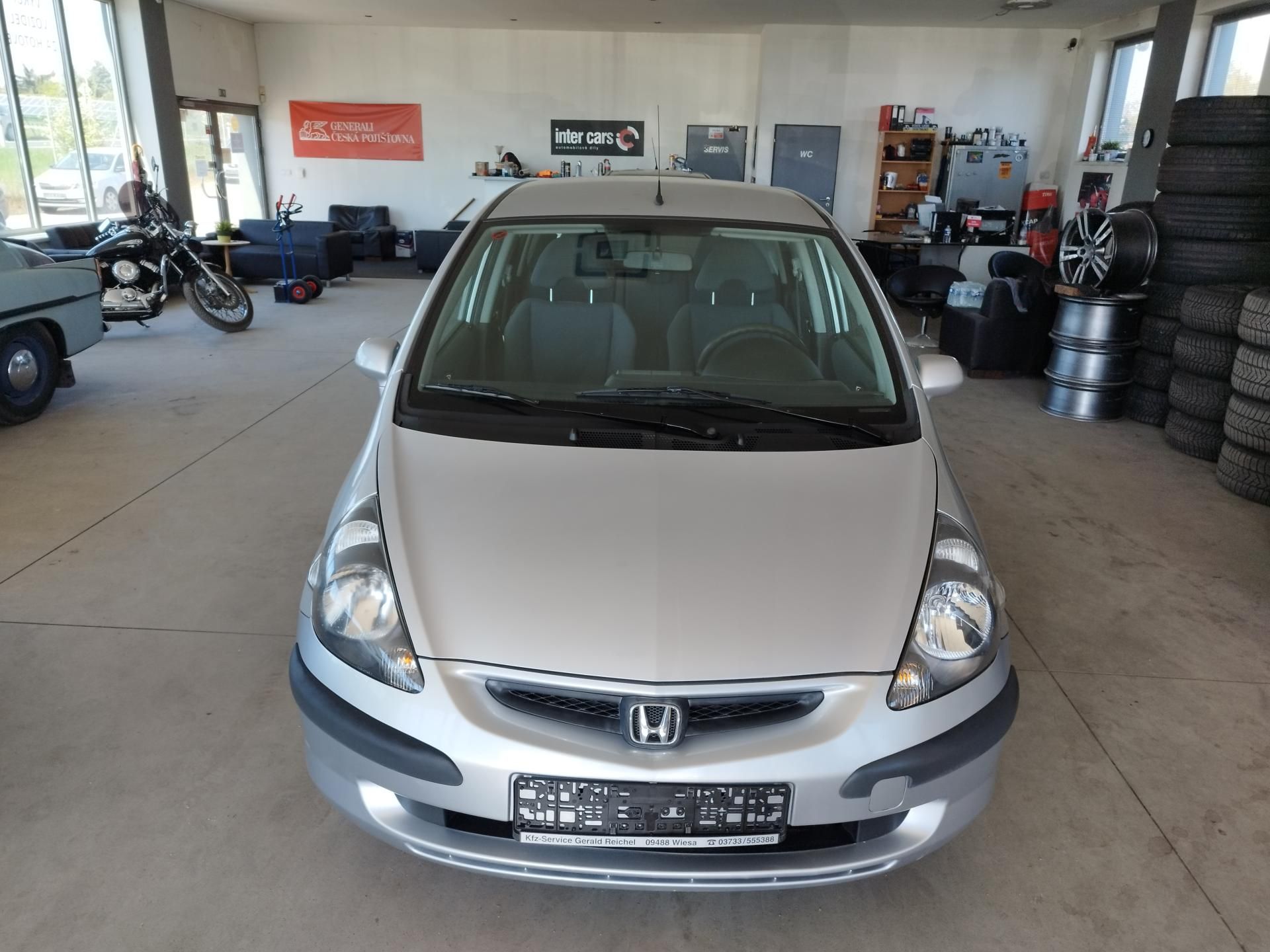 Honda Jazz, 1,3i,61KW,AUTOMAT,KLIMA,ALU - fotka 3
